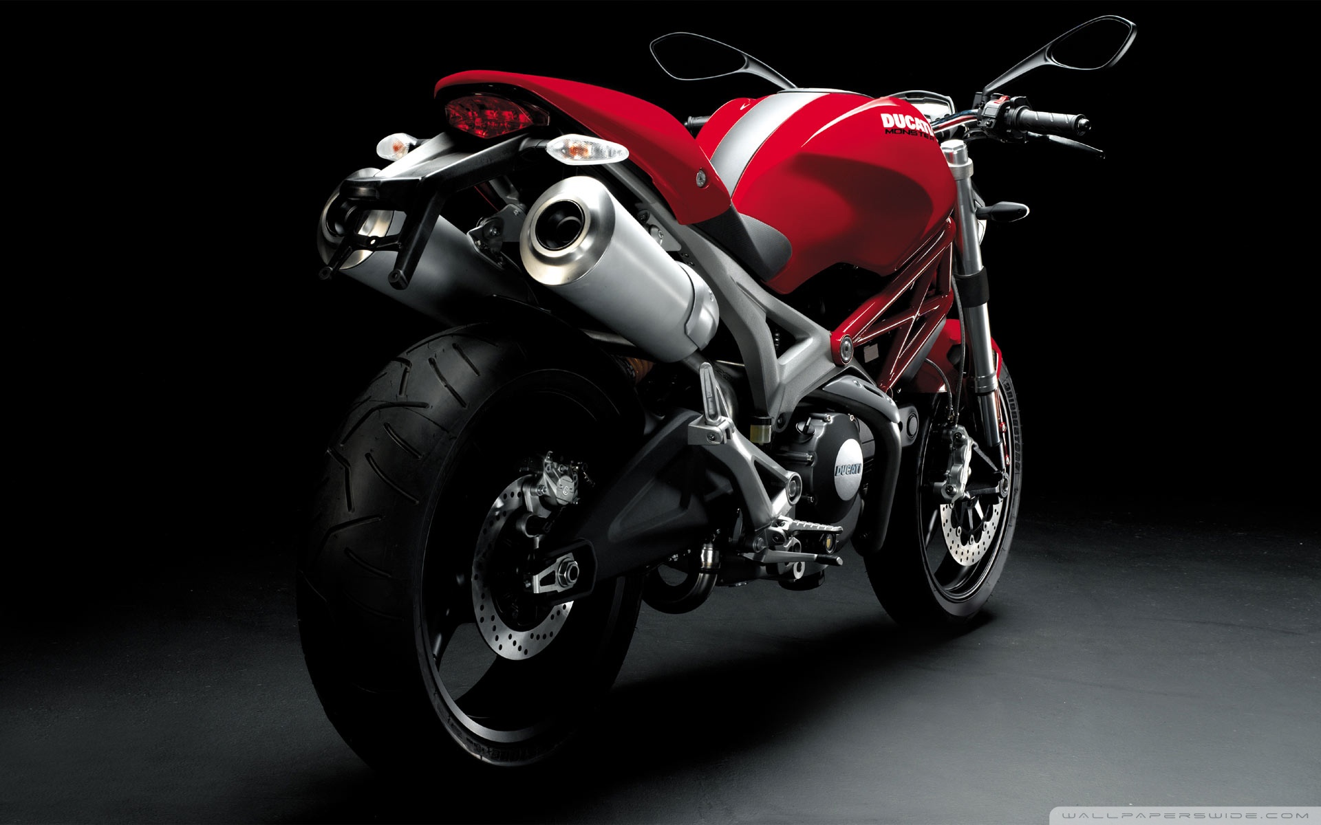 Ducati Monster 696 Wallpapers