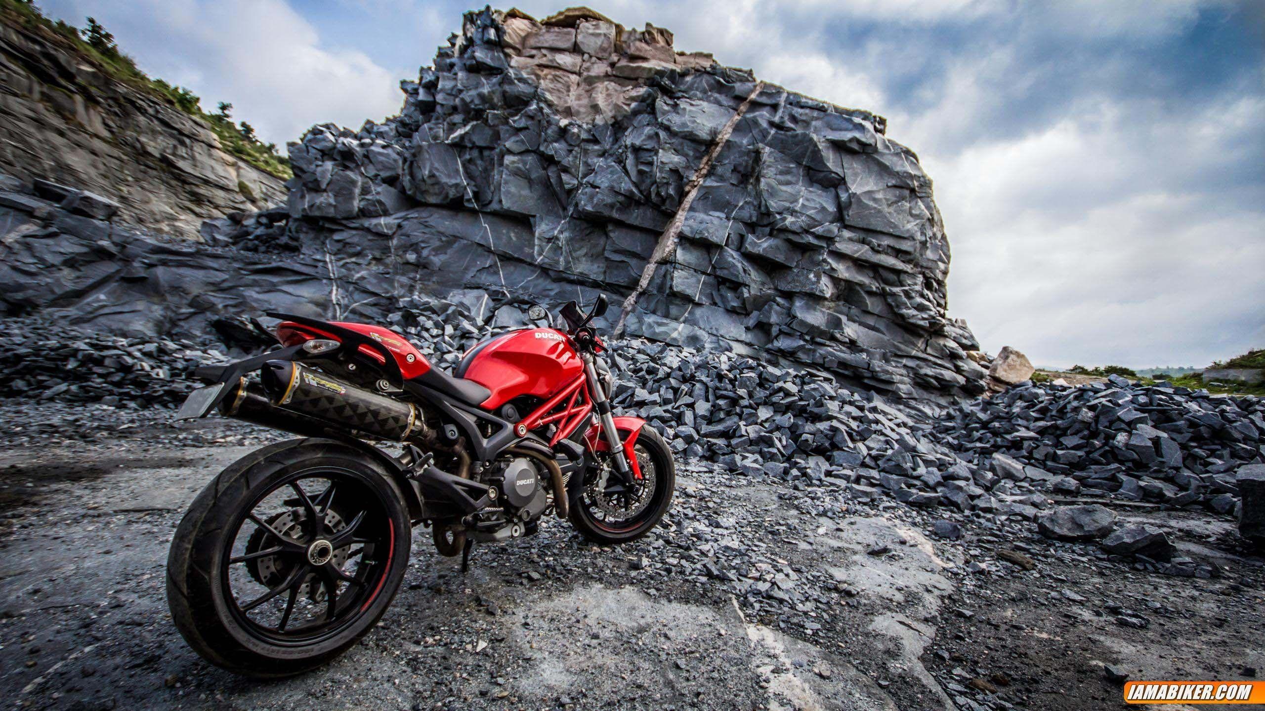 Ducati Monster 696 Wallpapers