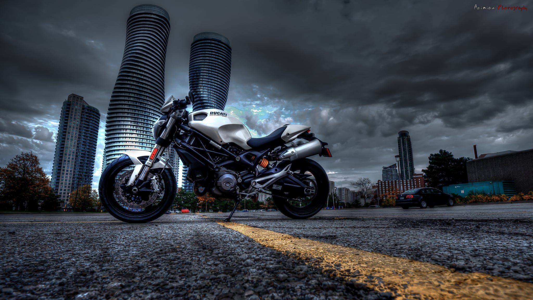 Ducati Monster 696 Wallpapers