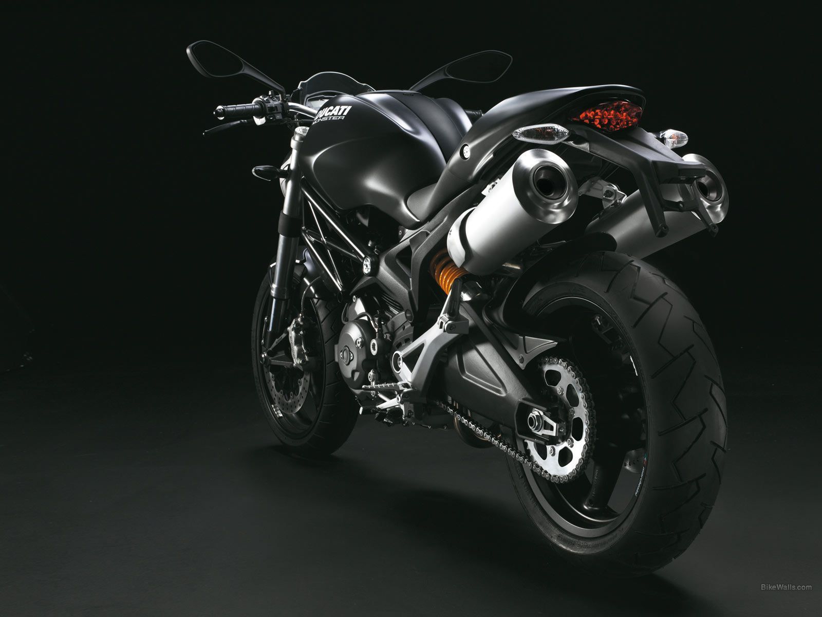 Ducati Monster 696 Wallpapers