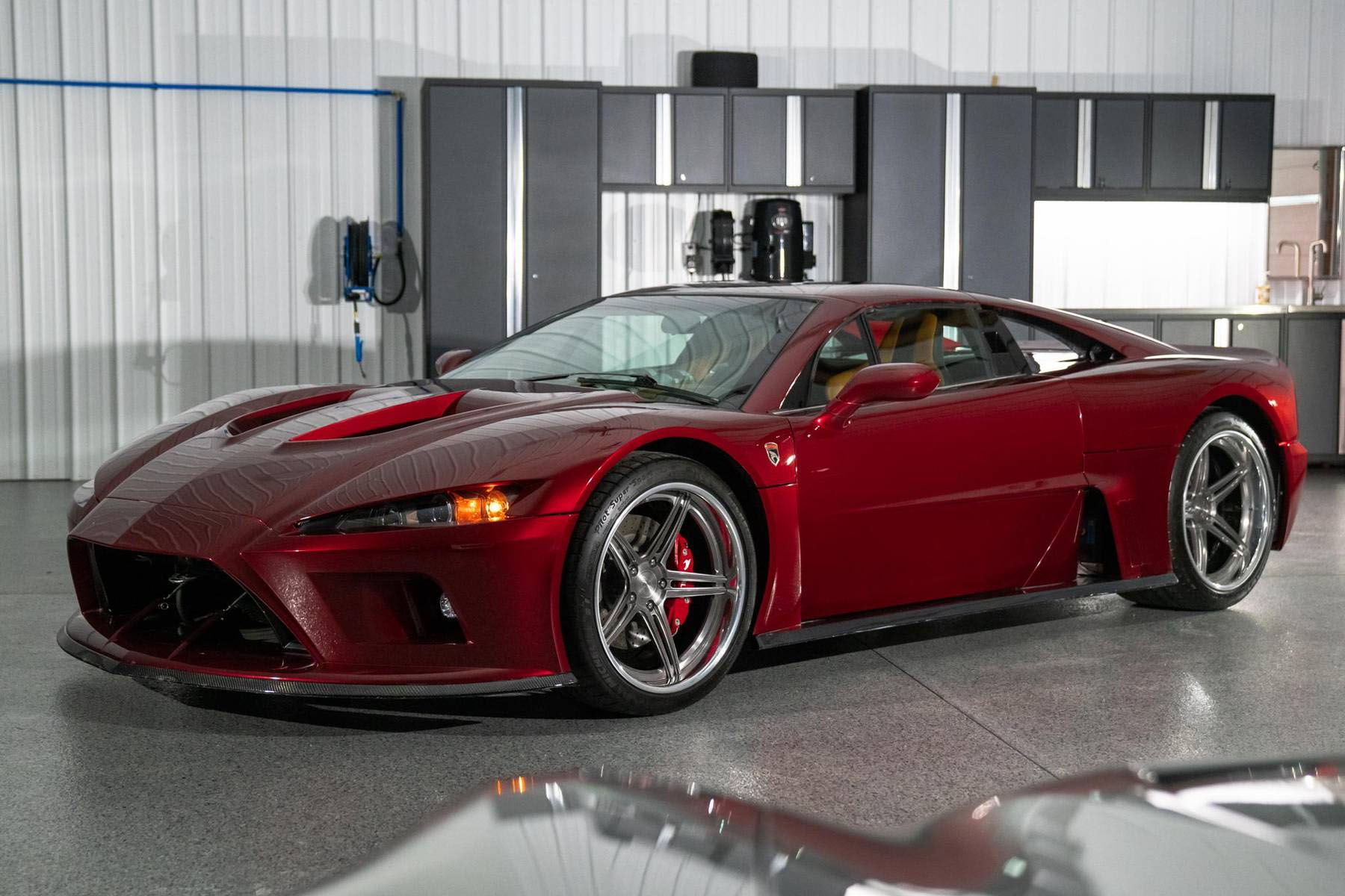 Falcon F7 Wallpapers