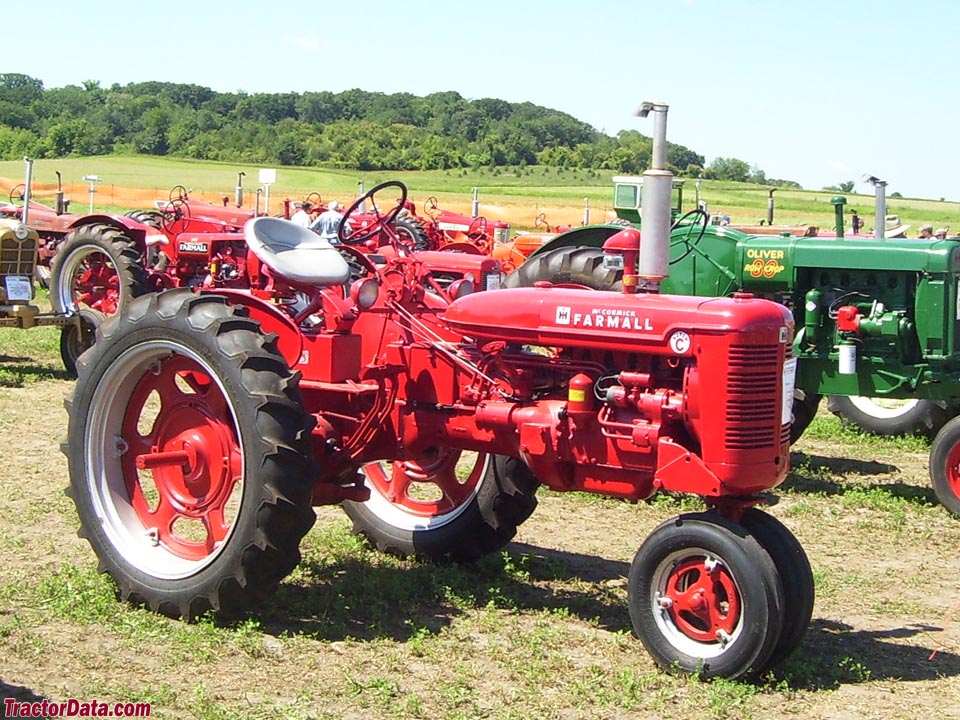 Farmall Tractor Wallpapers