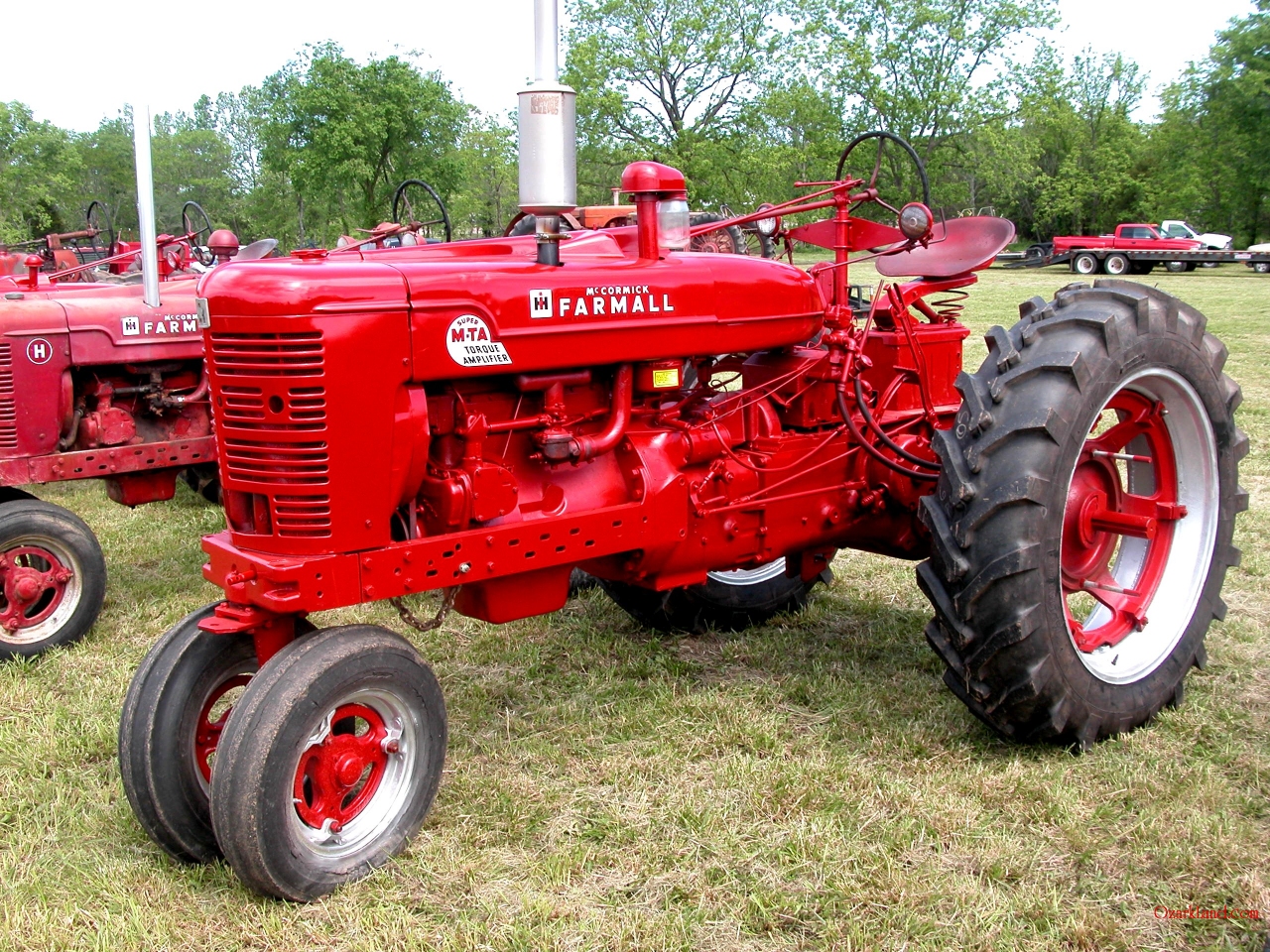 Farmall Tractor Wallpapers