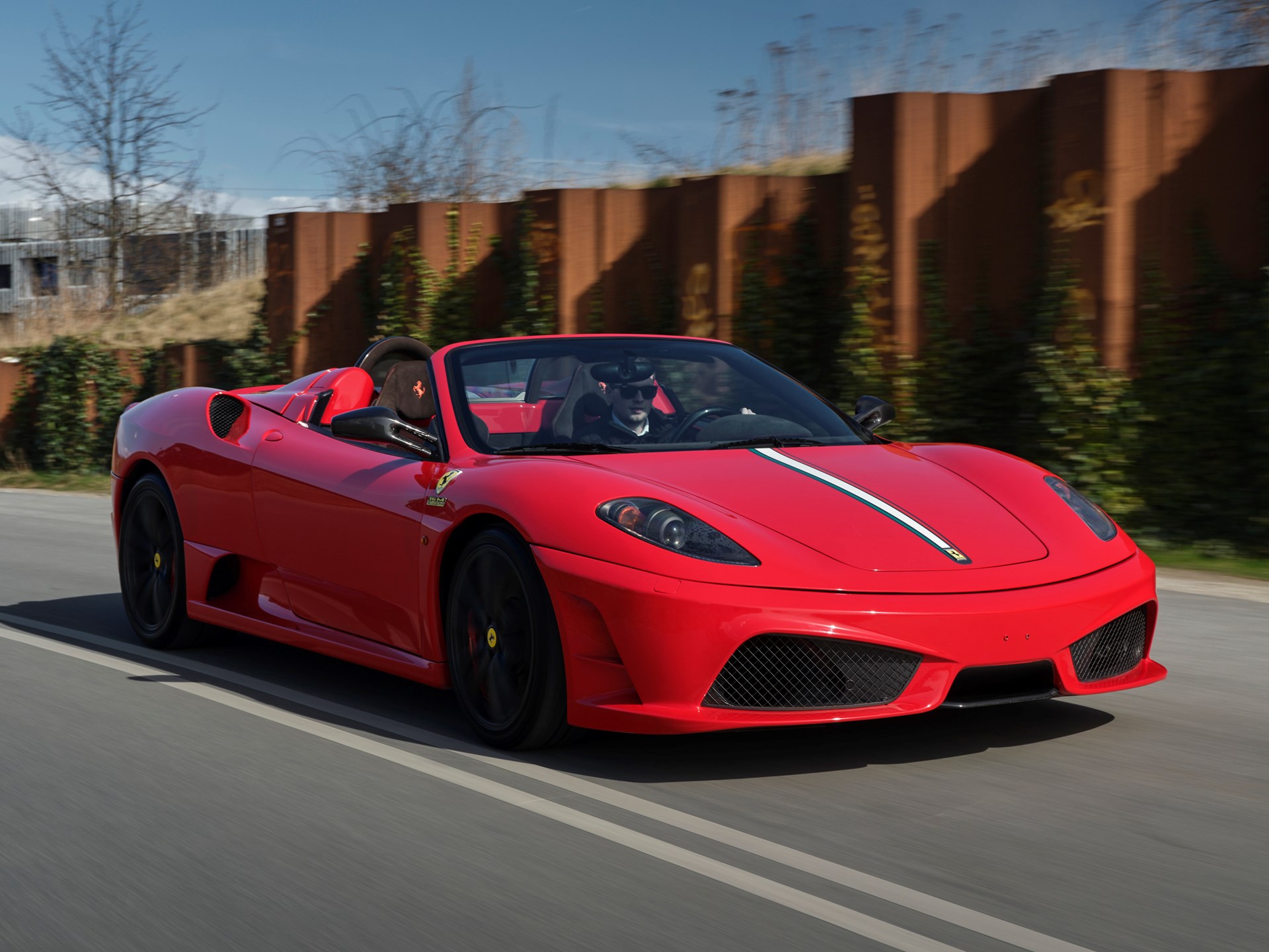 Ferrari 16M Scuderia Wallpapers