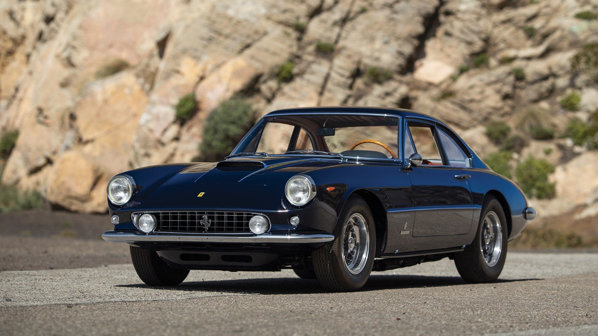 Ferrari 400 Superamerica Wallpapers