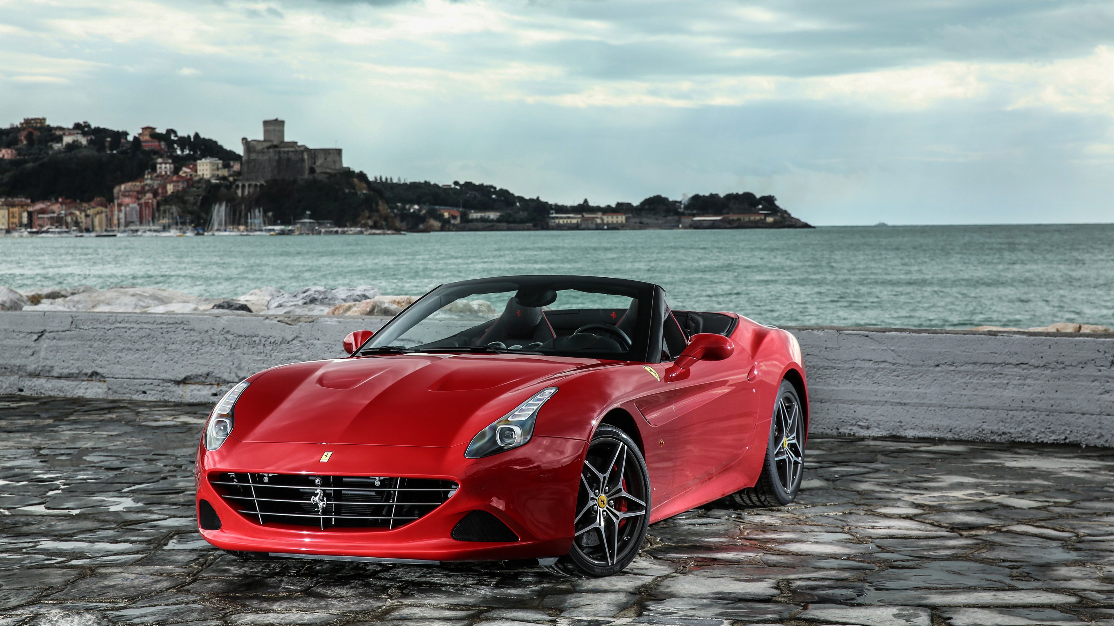 Ferrari California Wallpapers