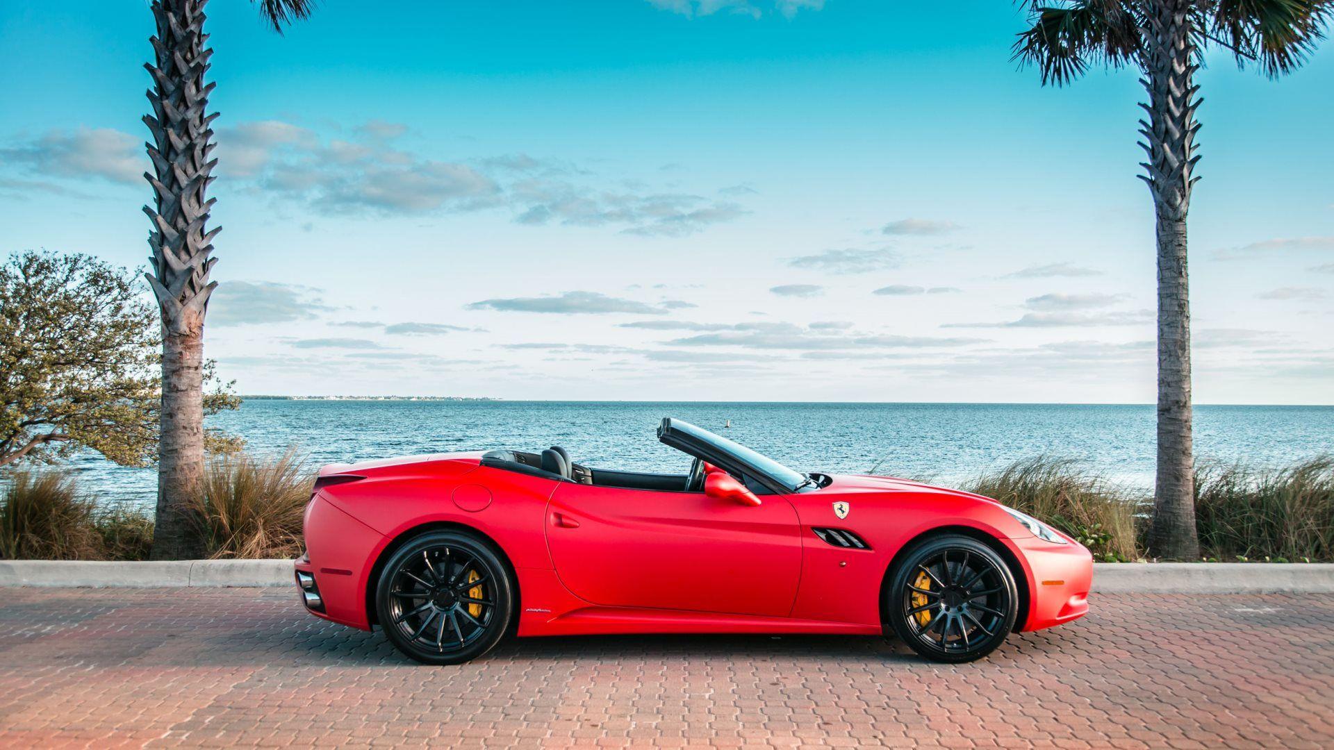 Ferrari California Wallpapers