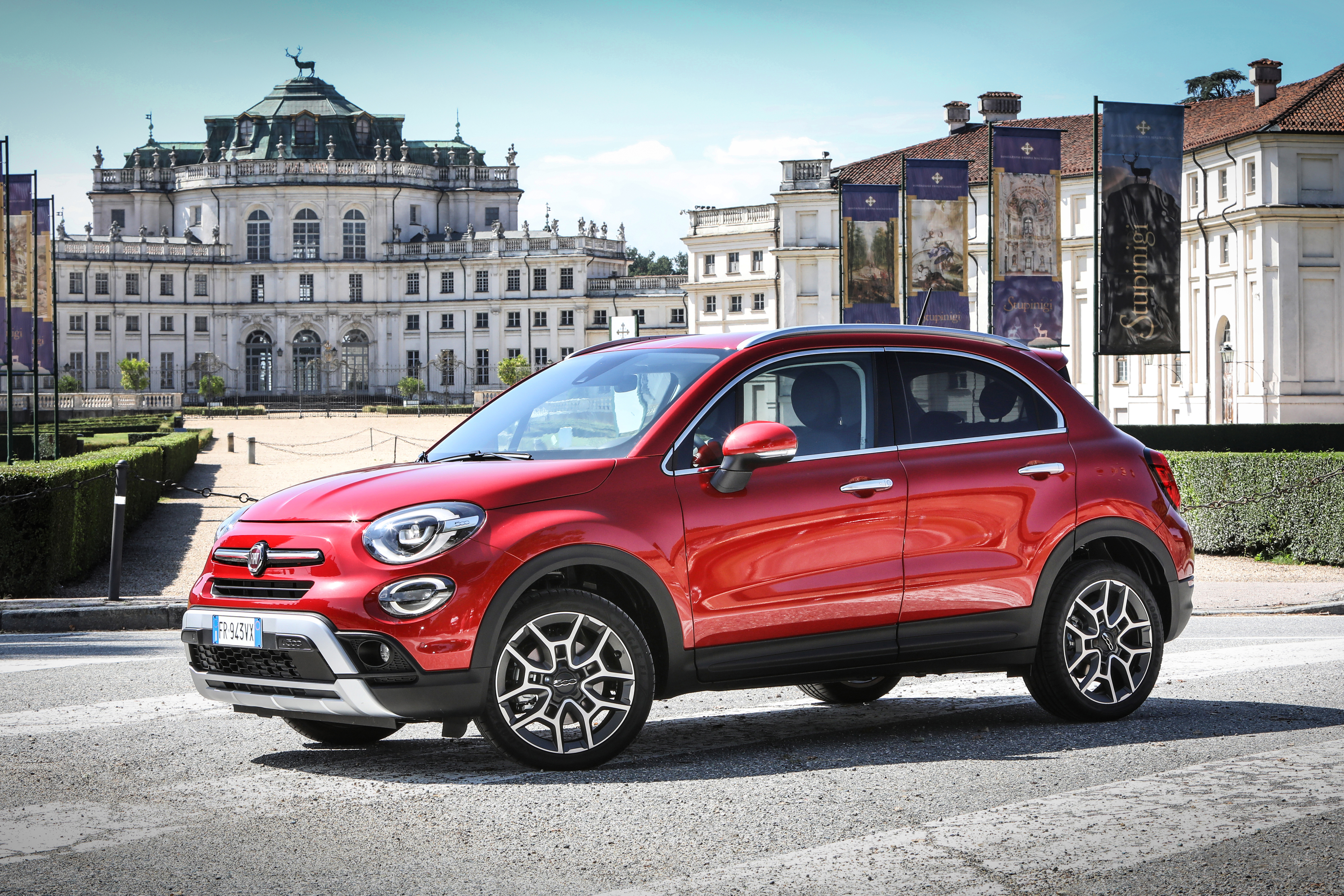 Fiat 500X Cross Wallpapers