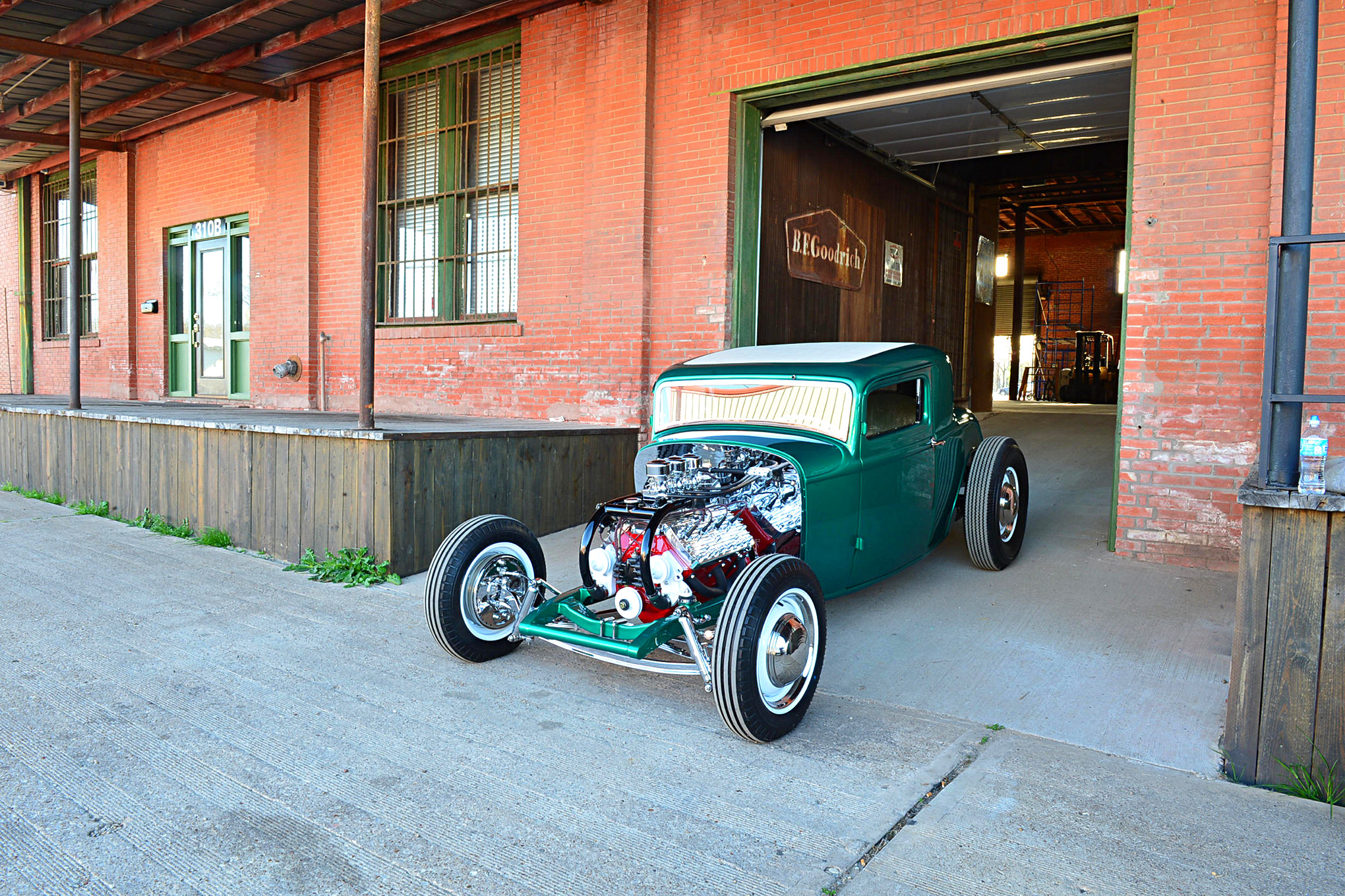 Ford 5-Window Coupe Wallpapers