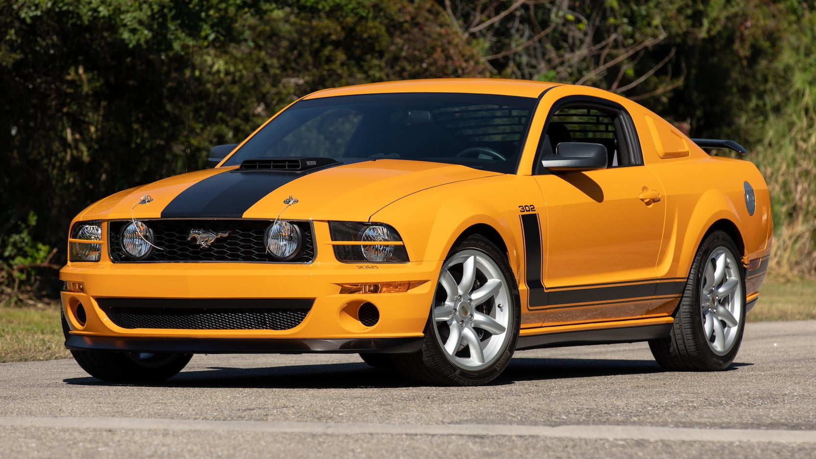 Ford Mustang Saleen S302 Parnelli Jones Limited Edition Wallpapers