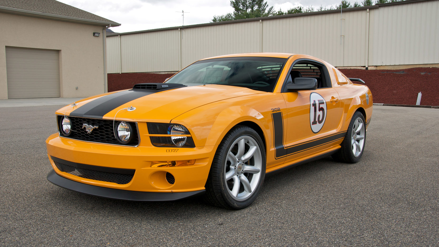 Ford Mustang Saleen S302 Parnelli Jones Limited Edition Wallpapers