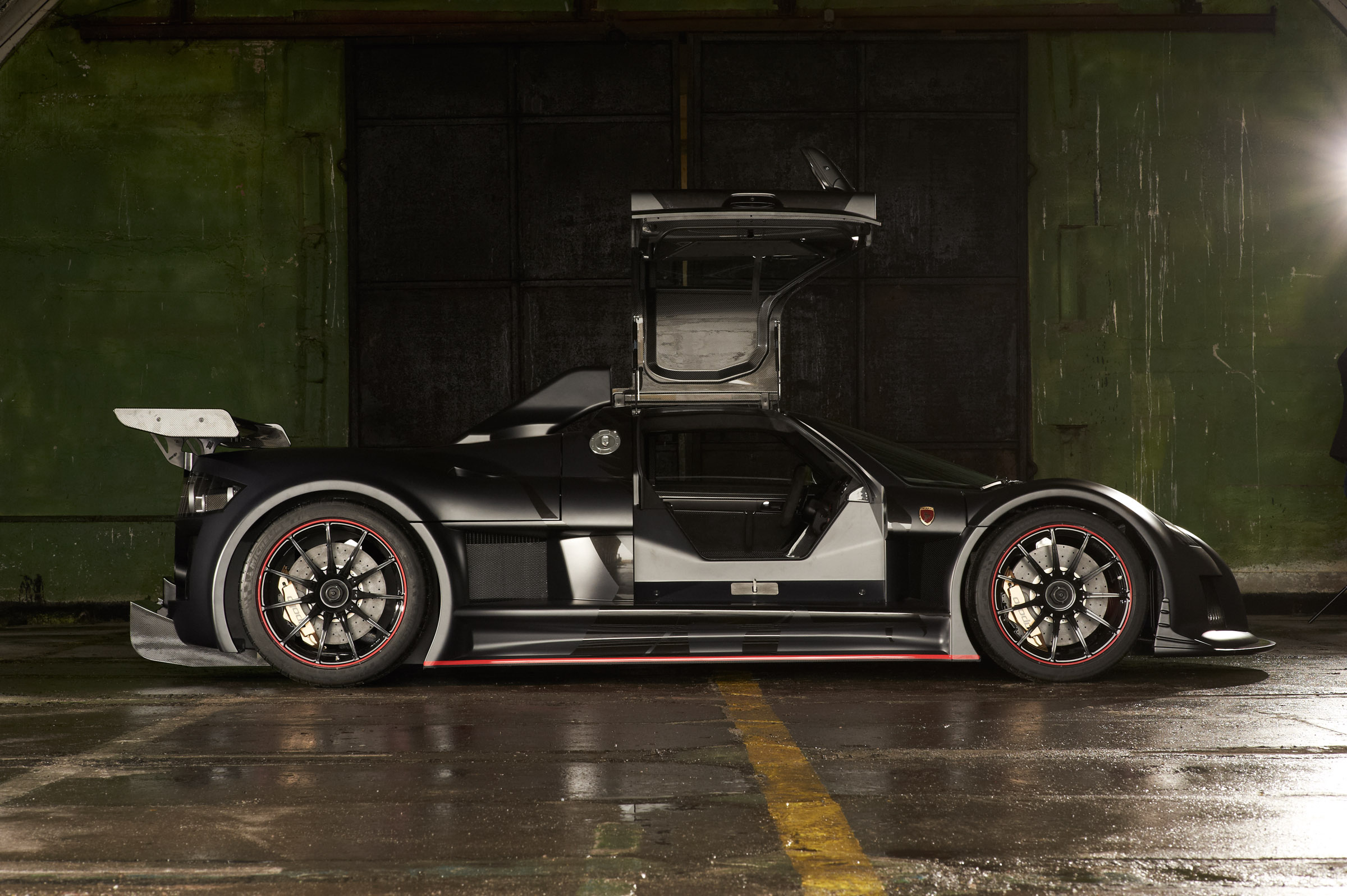 Gumpert Apollo Wallpapers