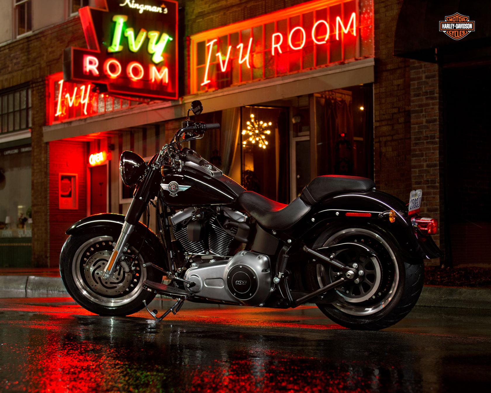 Harley-Davidson Fat Bob Wallpapers