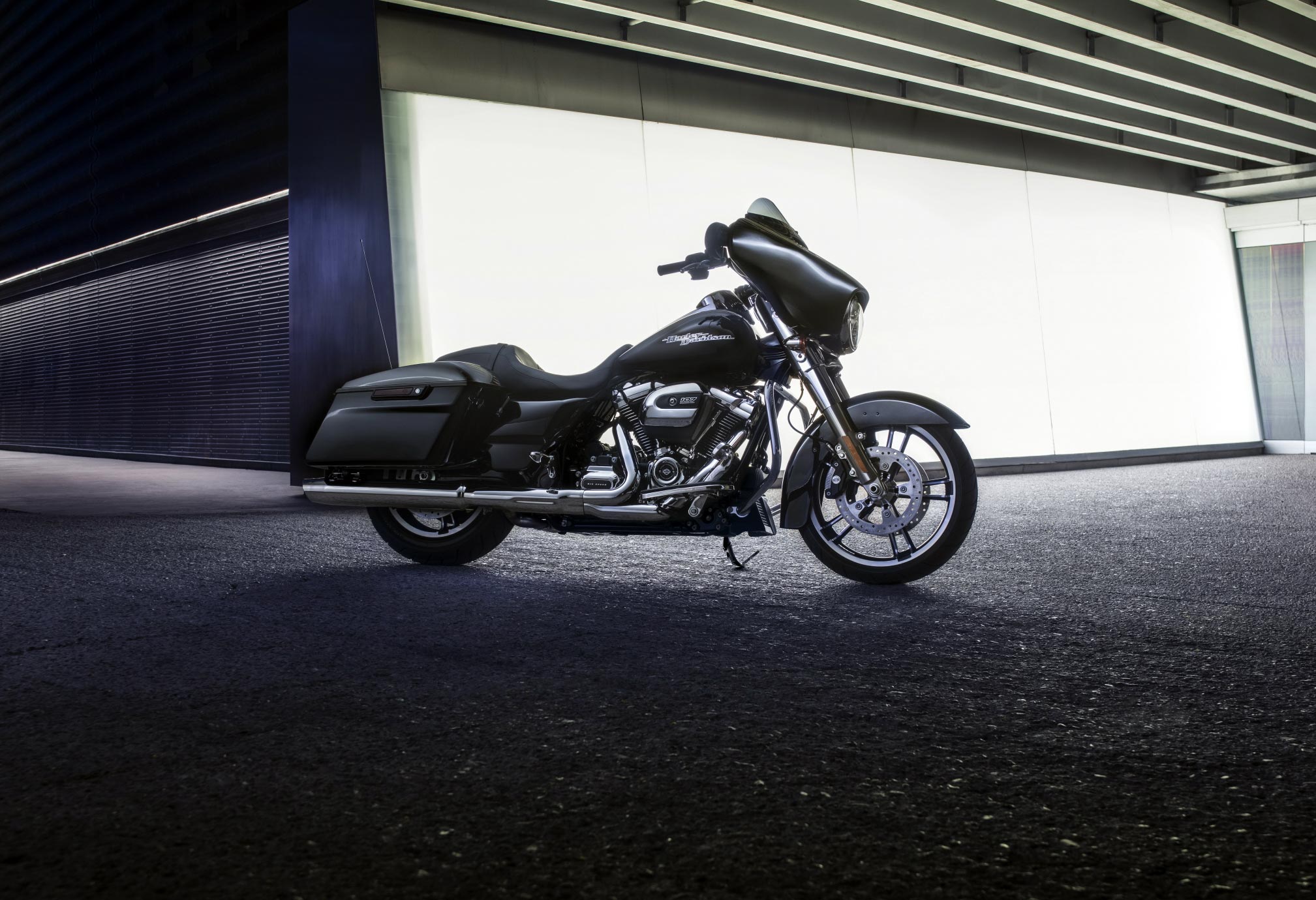 Harley-Davidson Street Glide Wallpapers