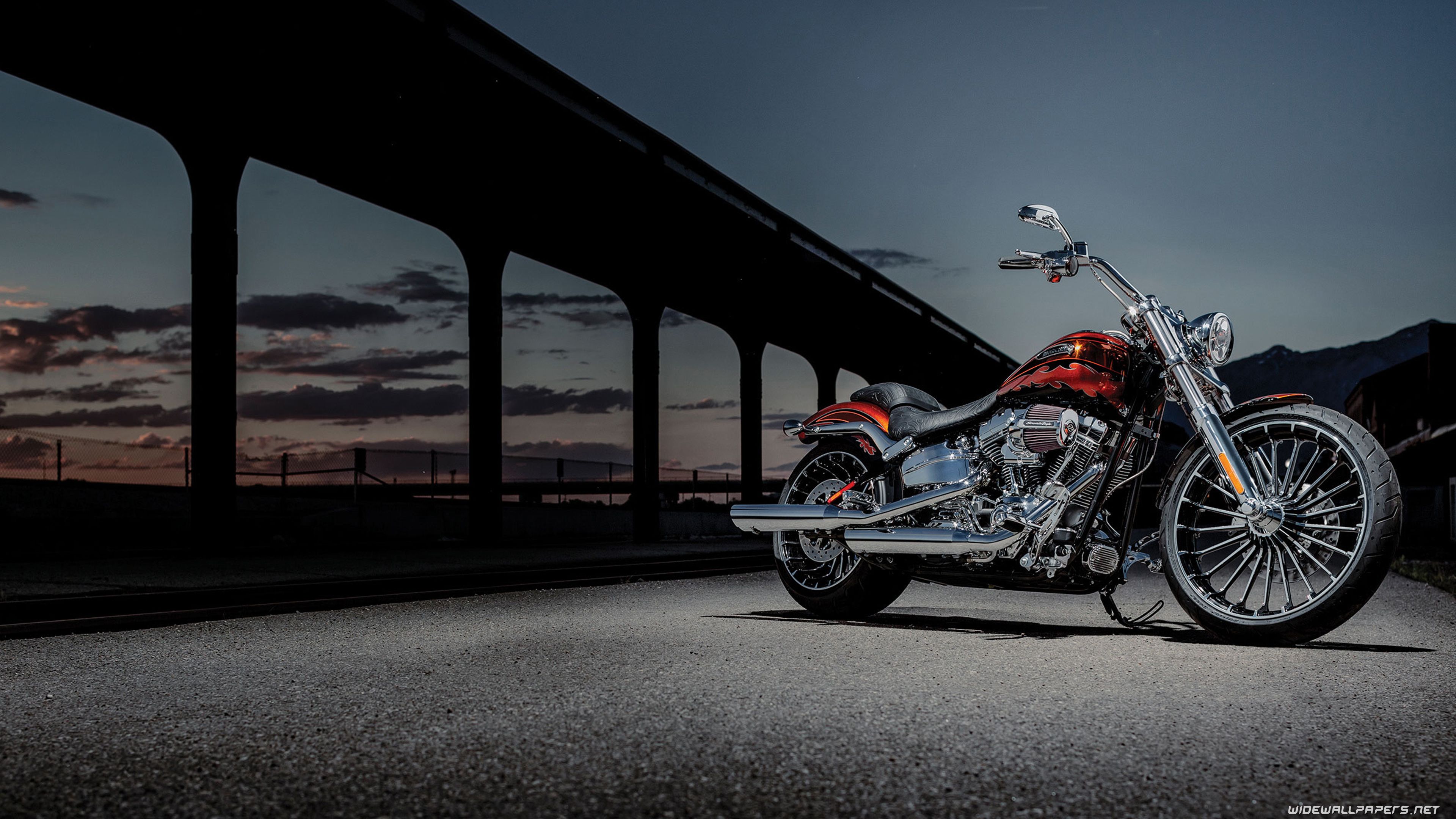 Harley-Davidson Ultra Limited Wallpapers