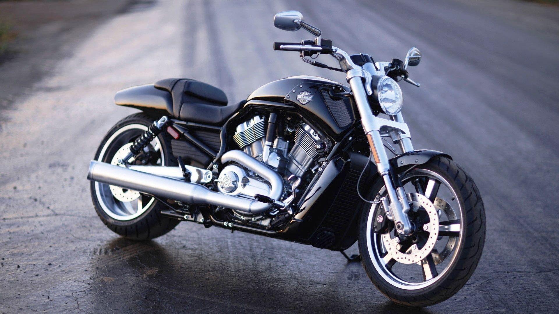 Harley-Davidson V Rod Wallpapers