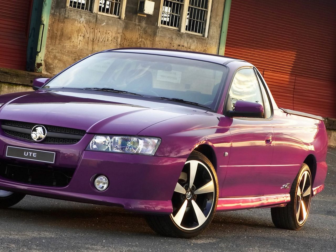 Holden Thunder Ute Wallpapers