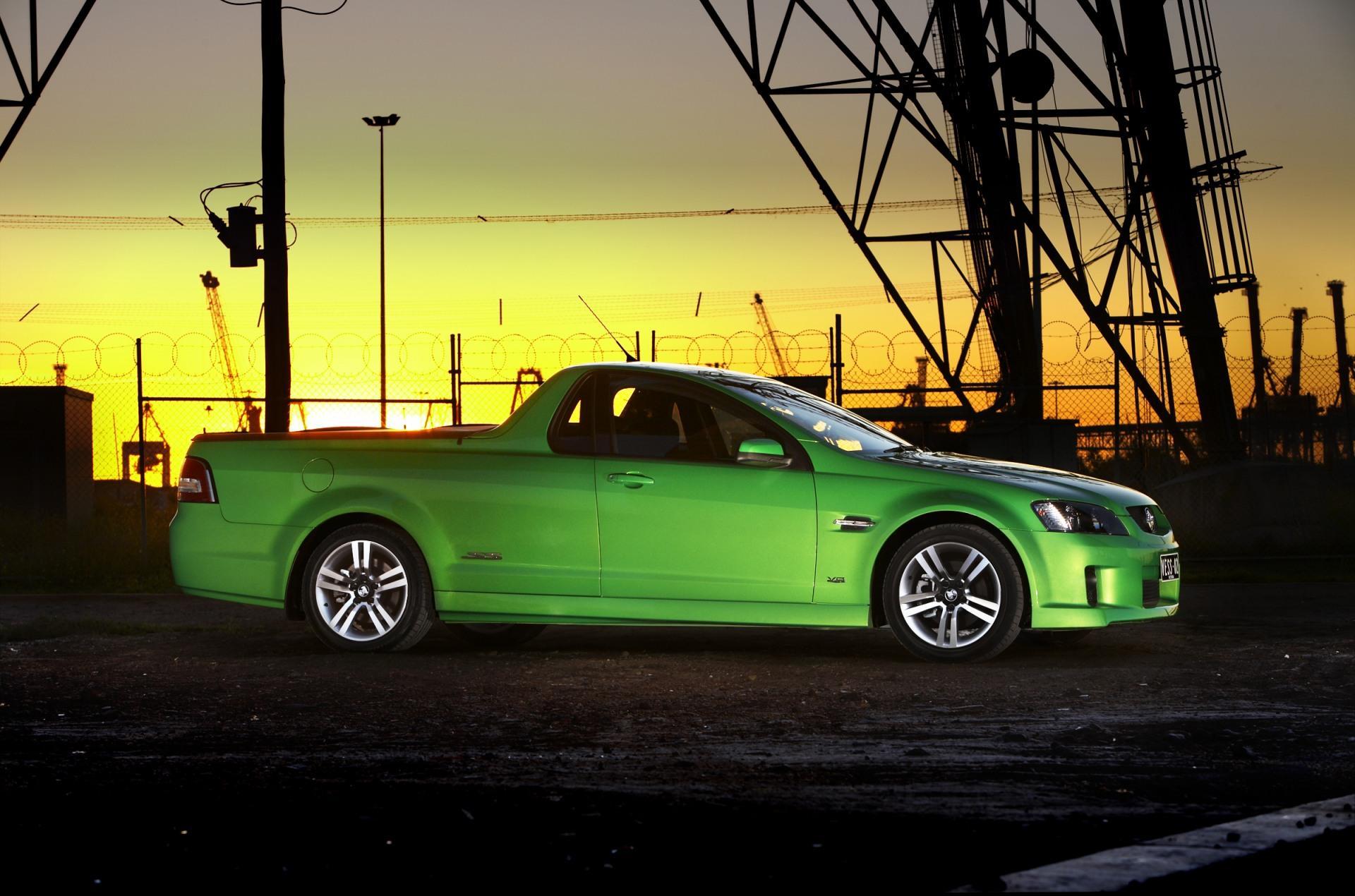 Holden Thunder Ute Wallpapers