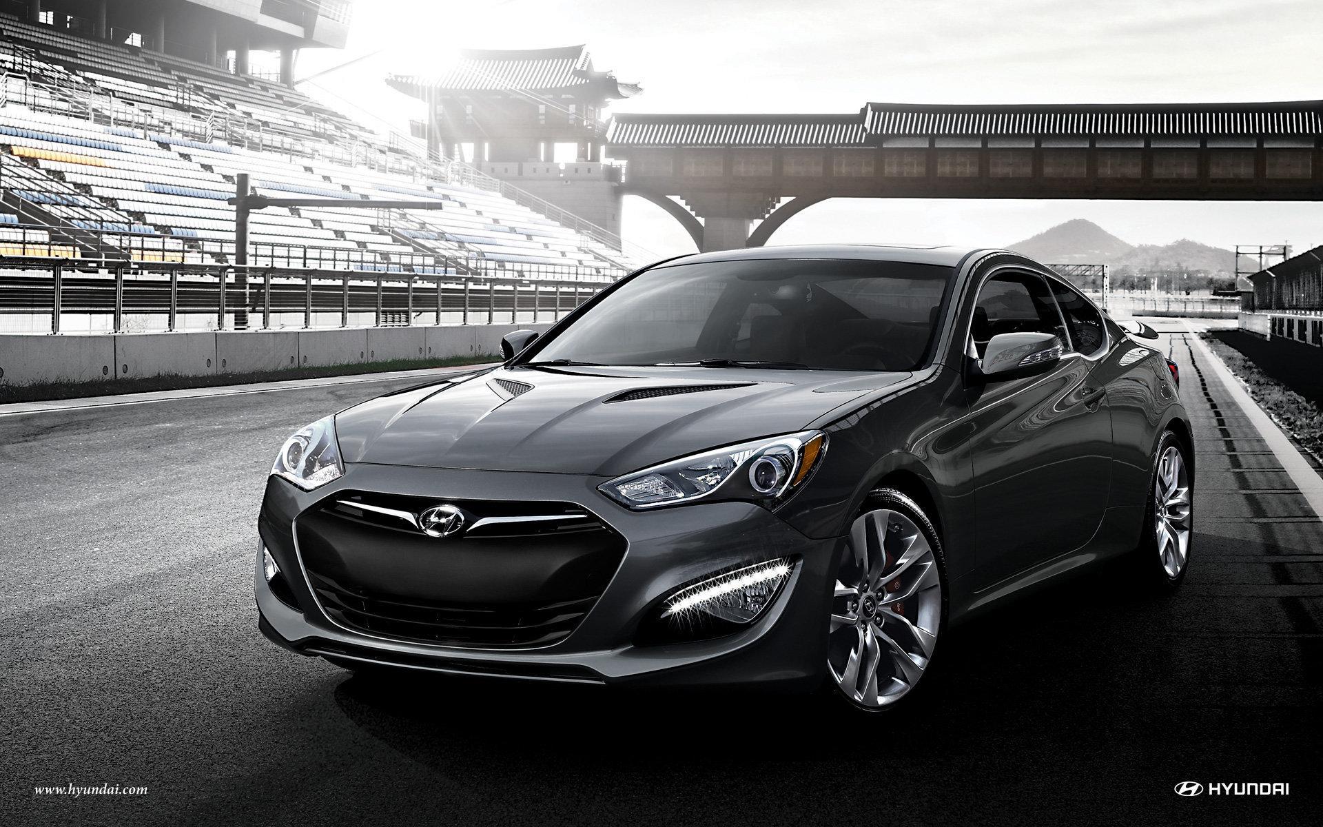 Hyundai Genesis Wallpapers