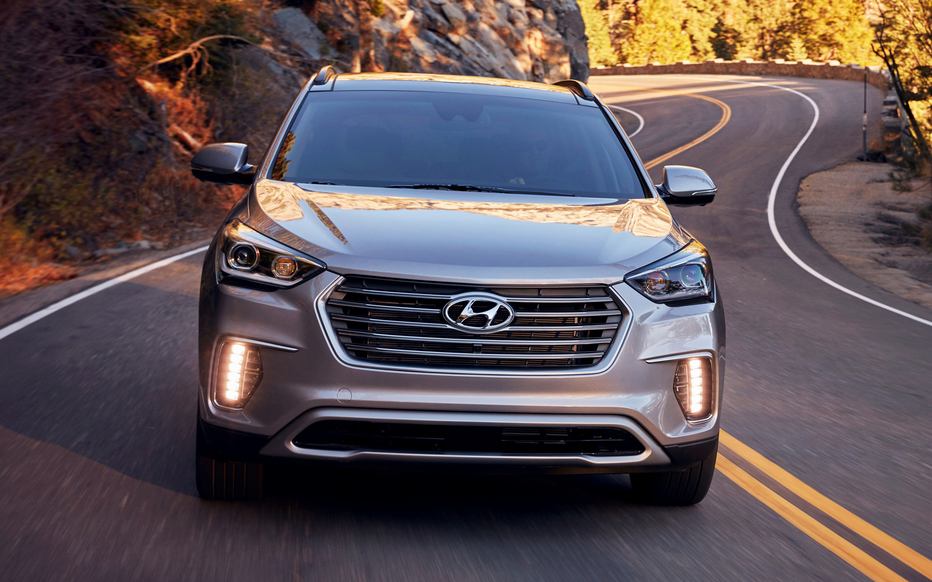 Hyundai Santa Fe Wallpapers