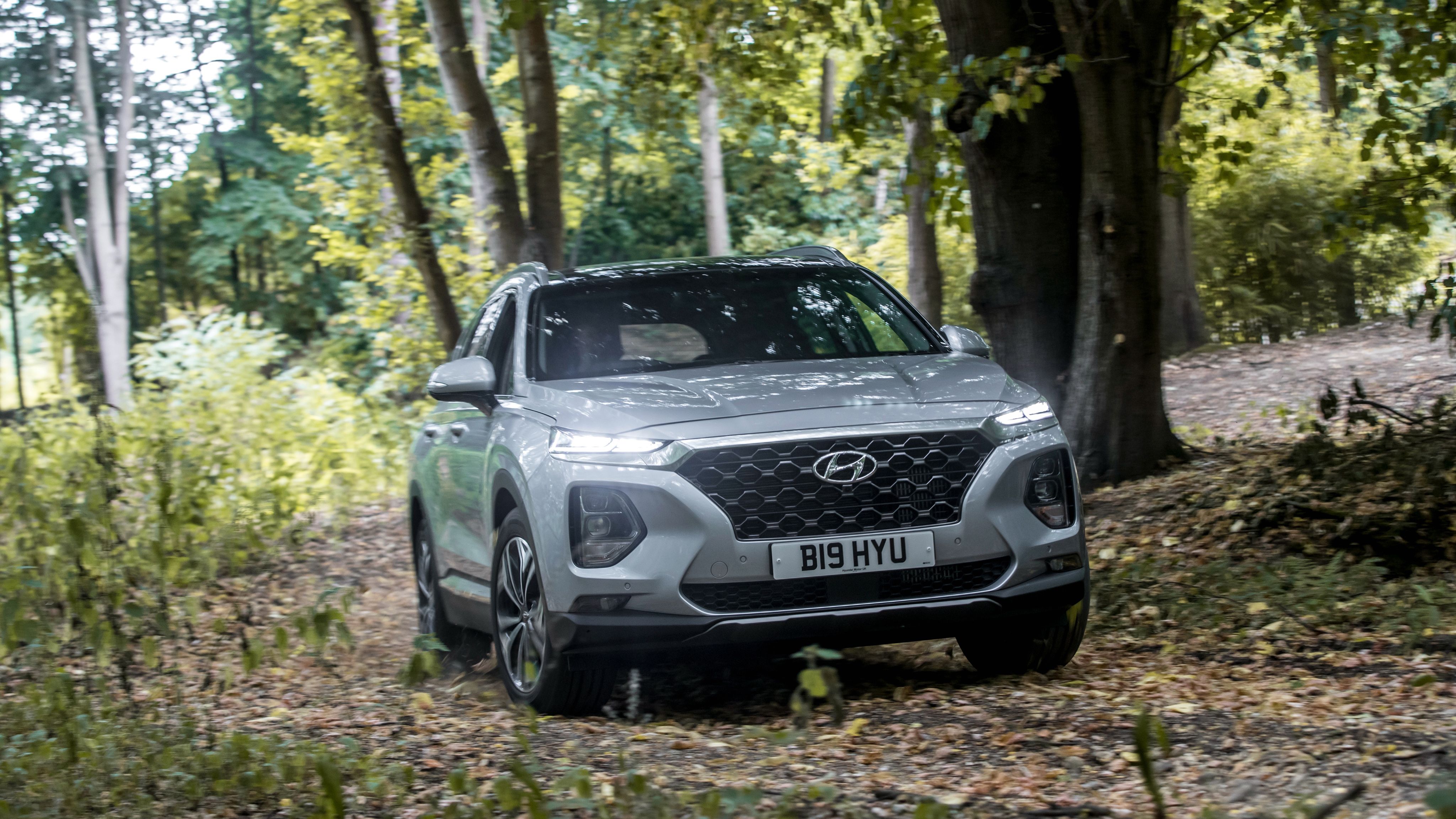 Hyundai Santa Fe Wallpapers