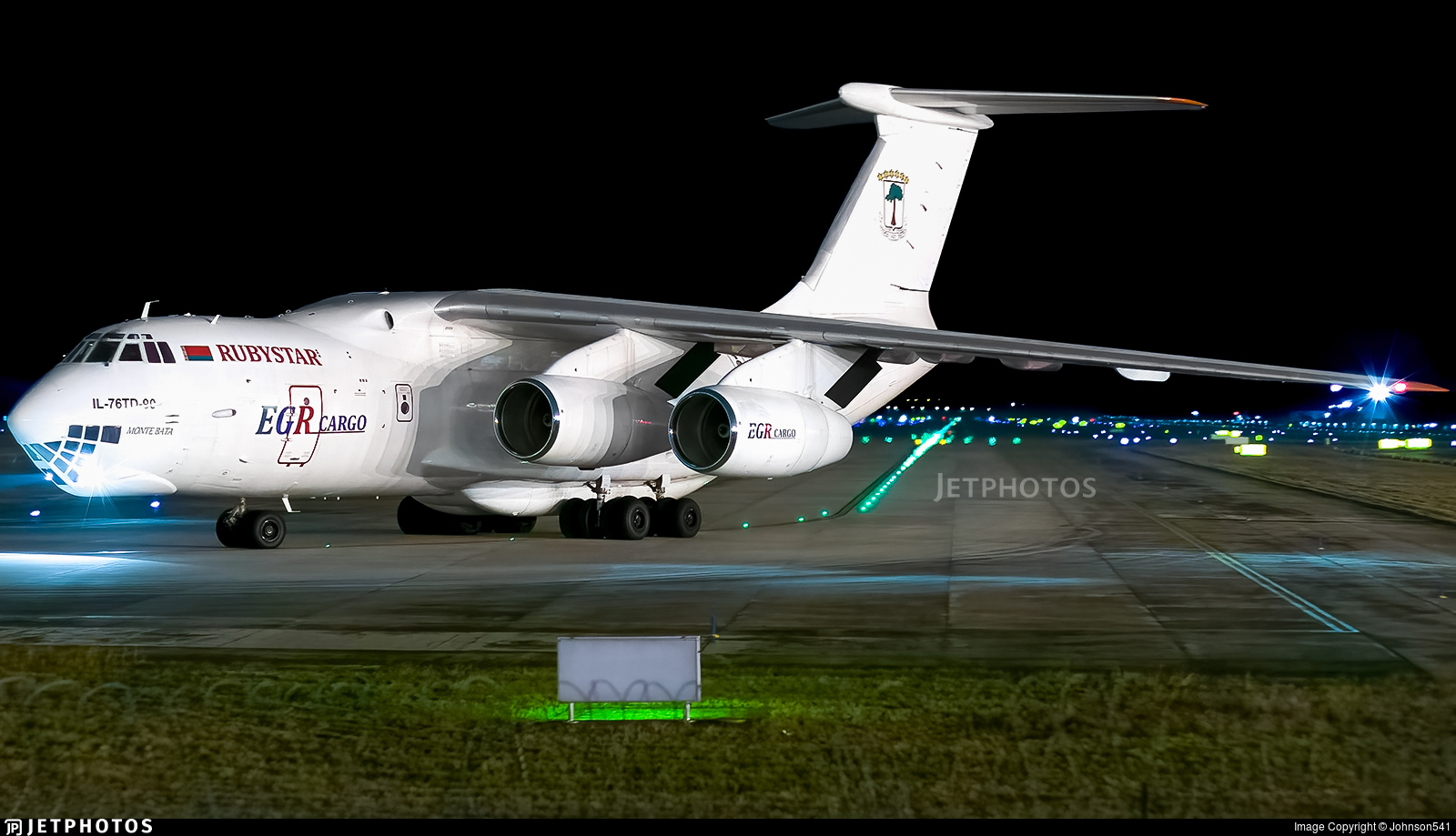 Ilyushin Il-76Td-90 Wallpapers