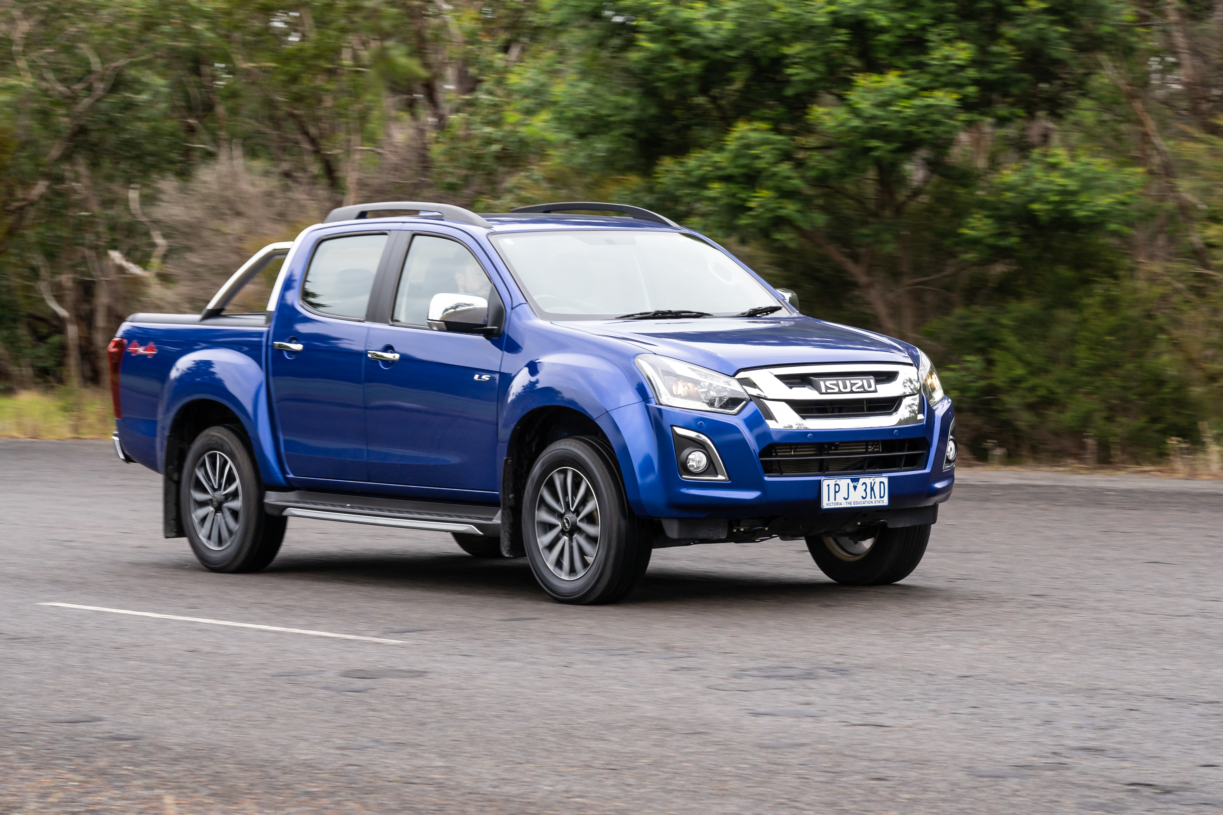 Isuzu T-Next Wallpapers