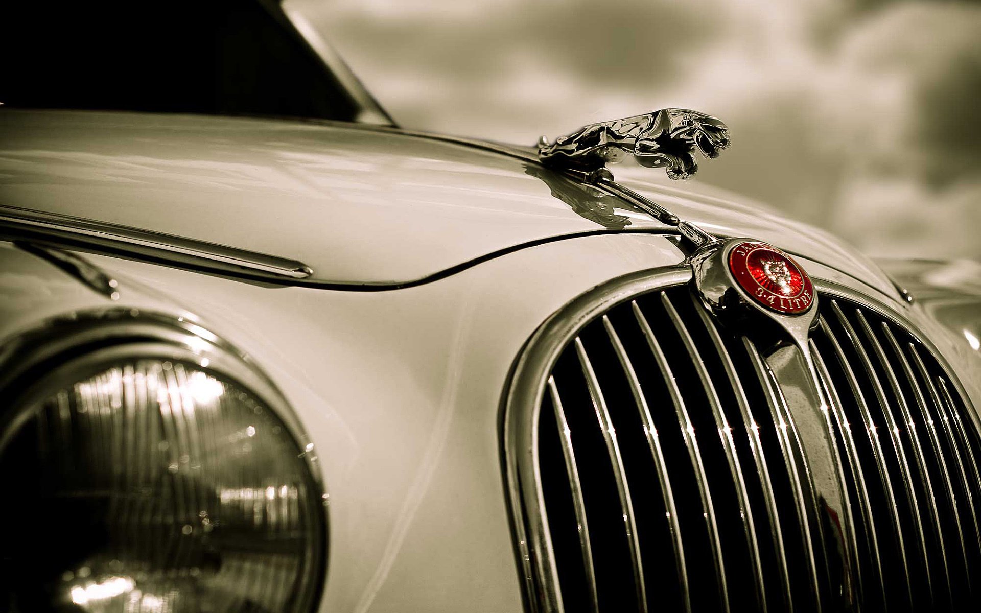 Jaguar S-Type Wallpapers