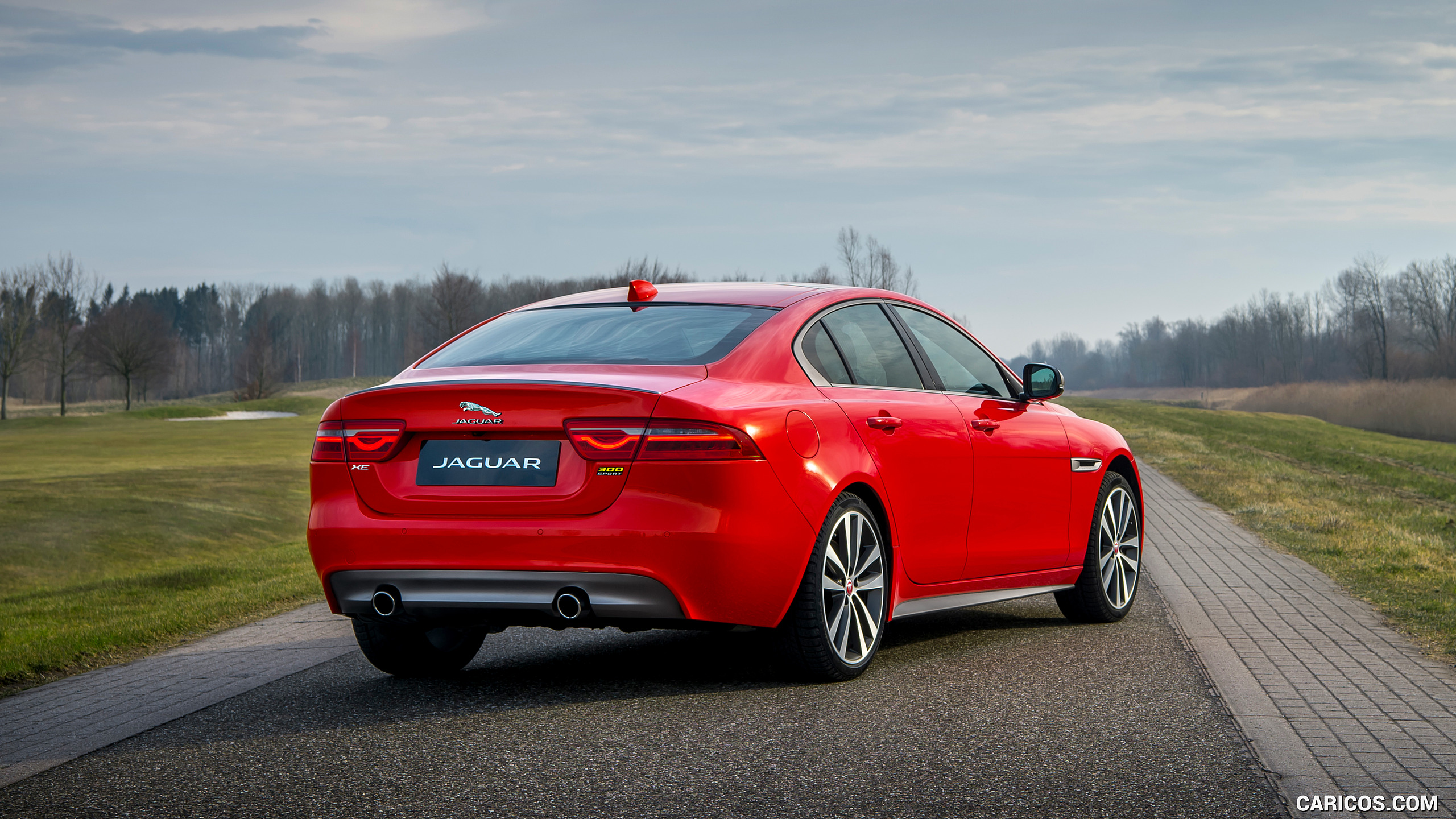 Jaguar Xe 2019 Wallpapers