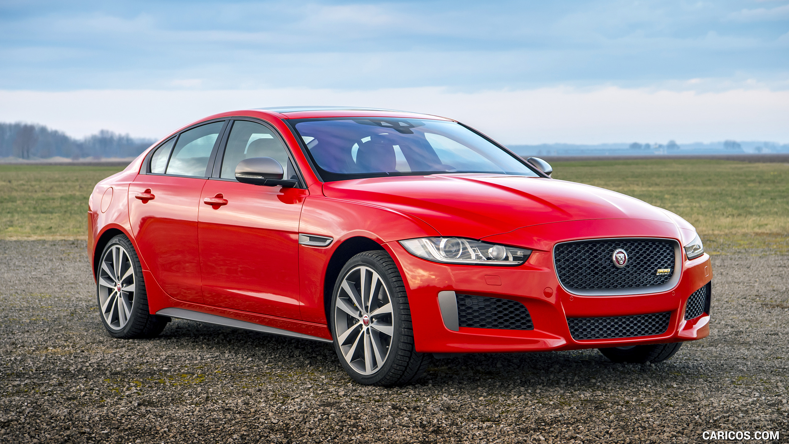 Jaguar Xe 2019 Wallpapers