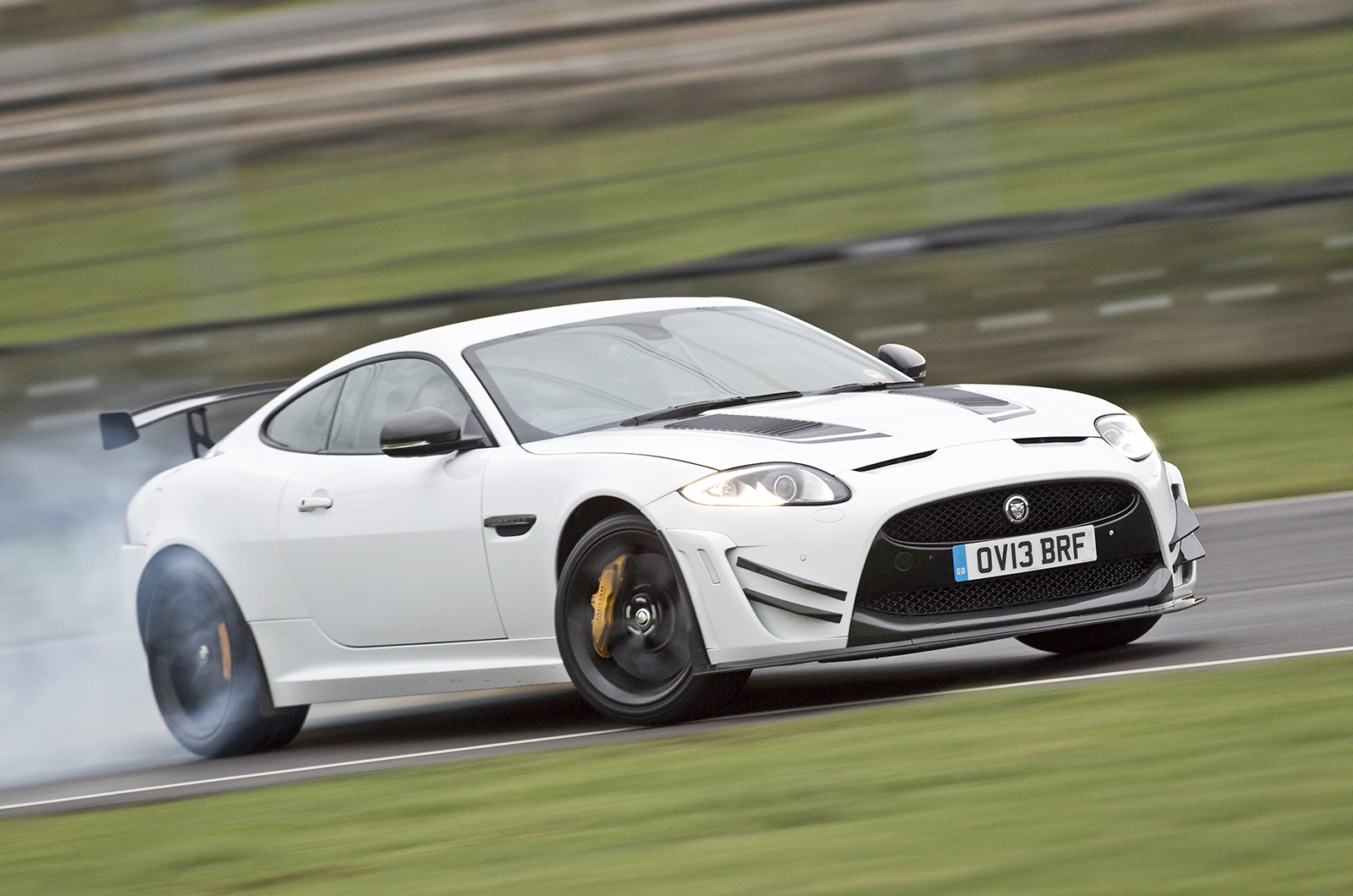 Jaguar Xkr-S Gt Wallpapers