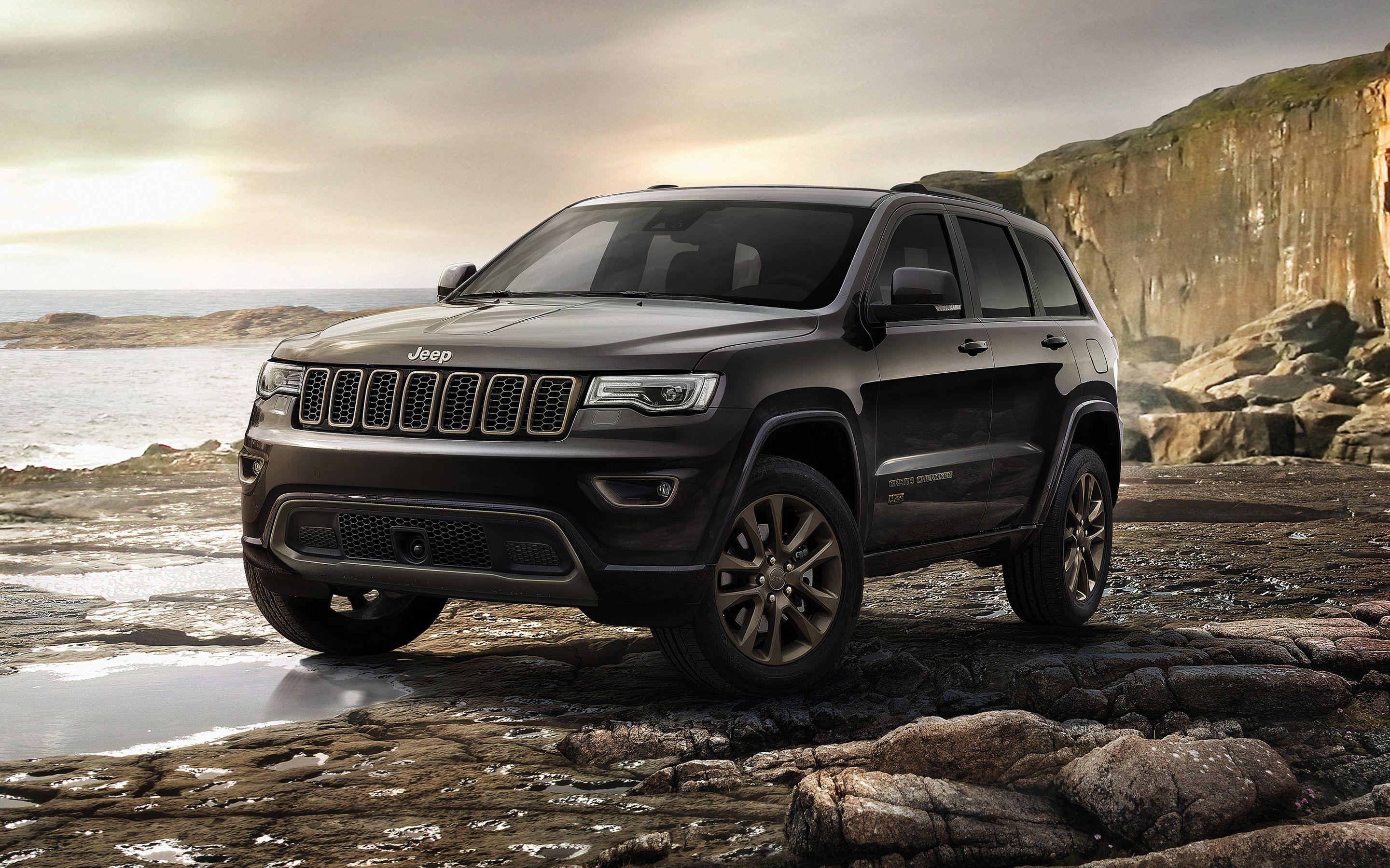 Jeep Grand Cherokee Wallpapers