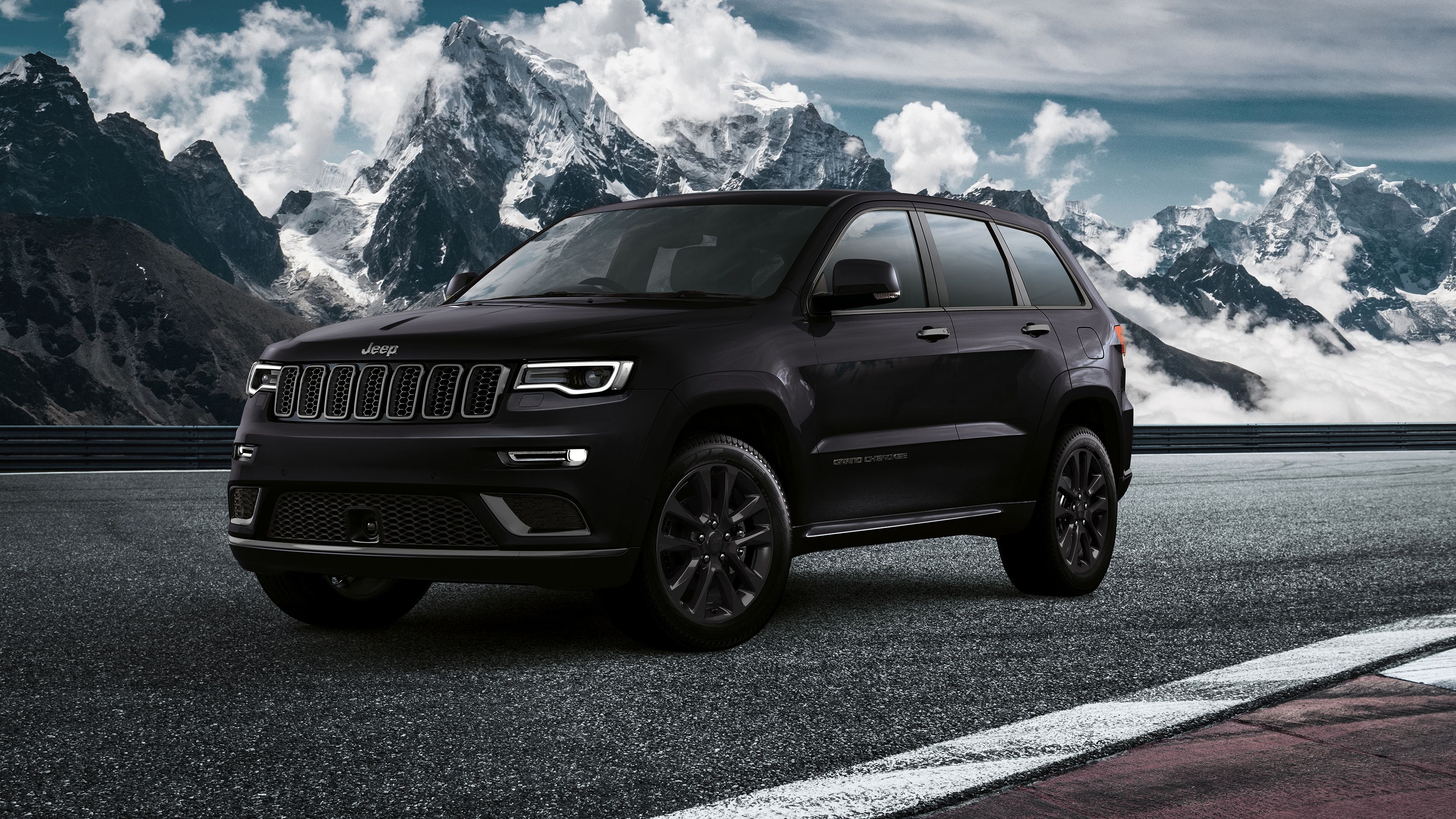 Jeep Grand Cherokee Wallpapers