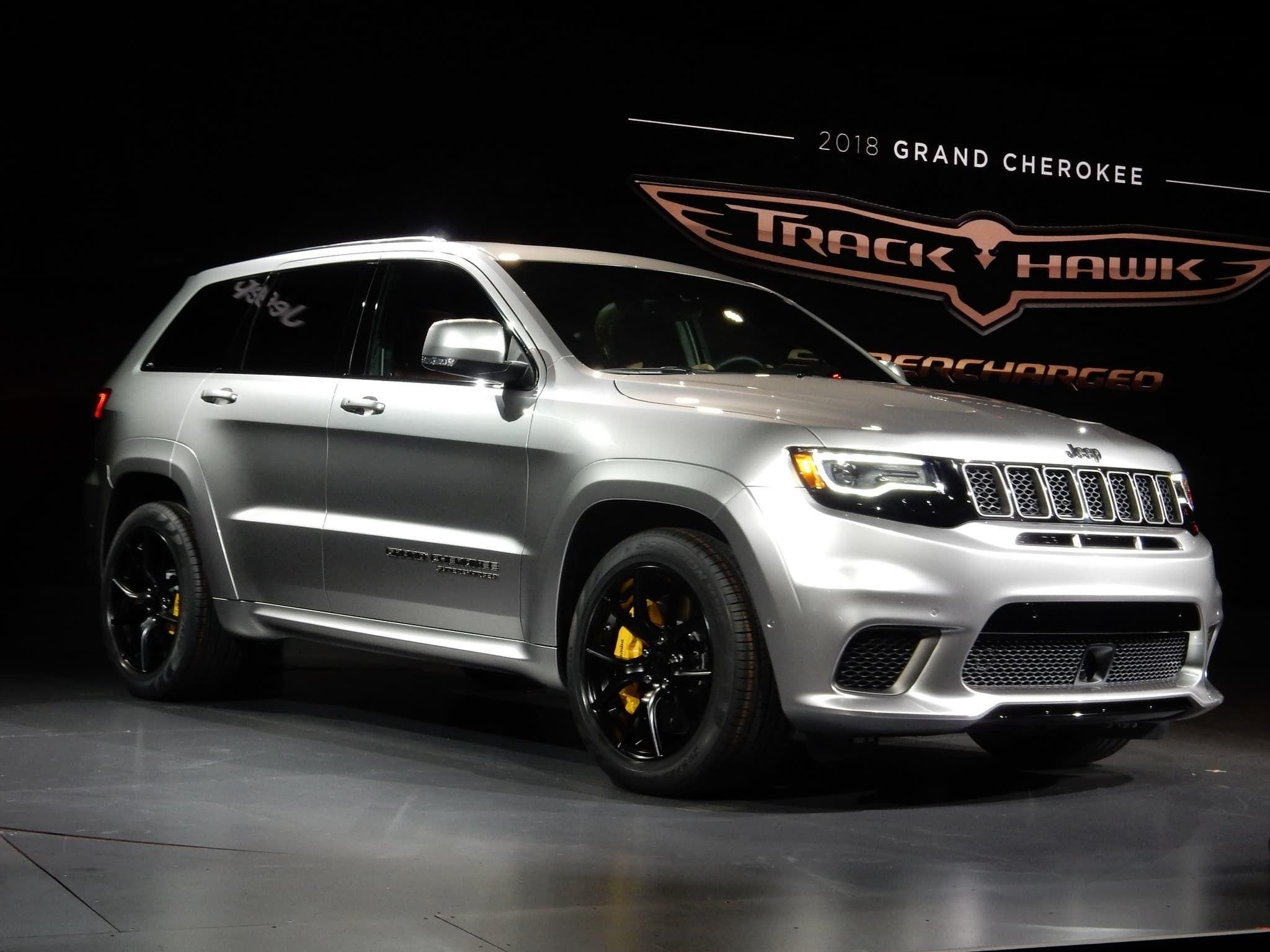 Jeep Grand Cherokee Wallpapers