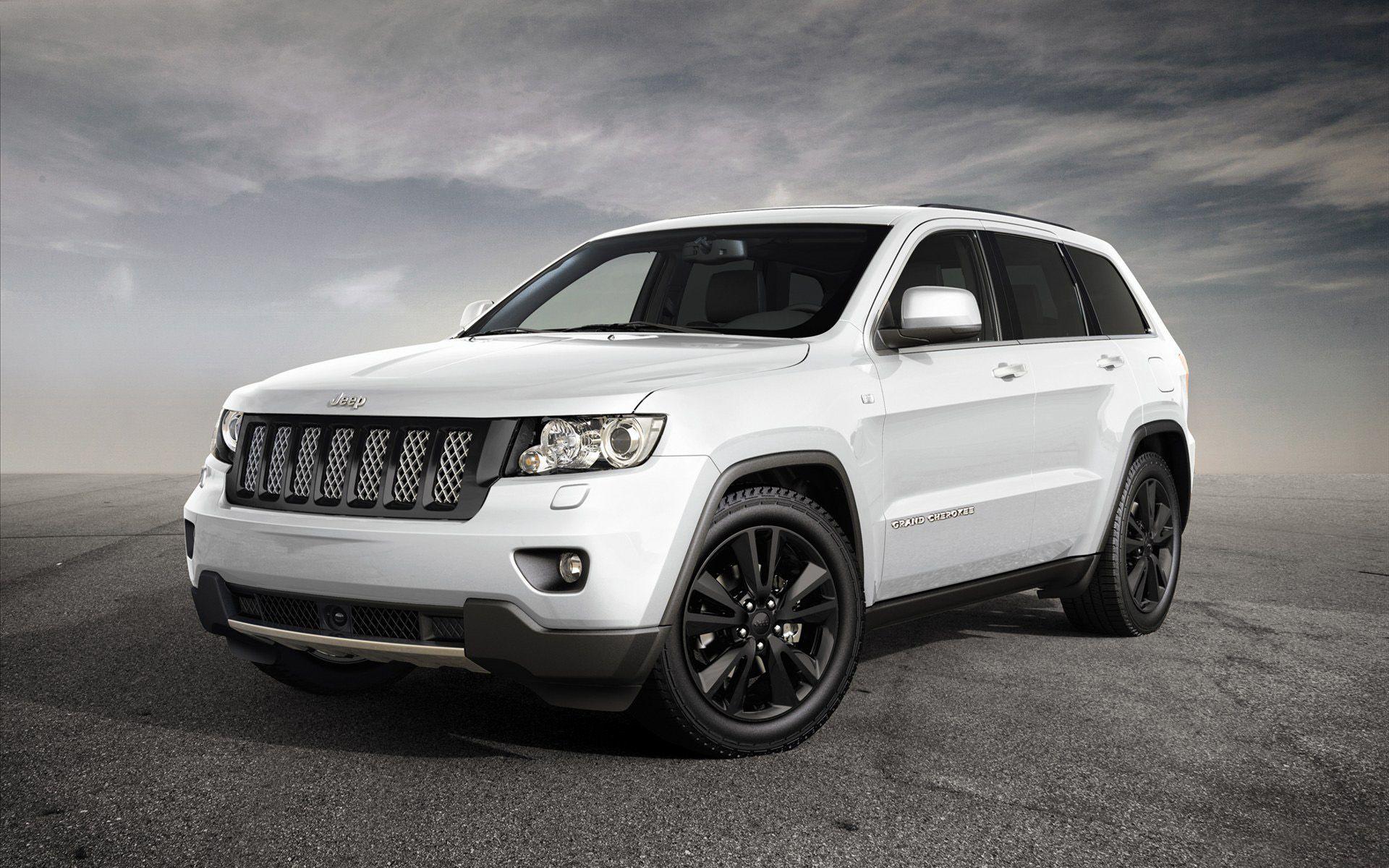 Jeep Grand Cherokee L Wallpapers