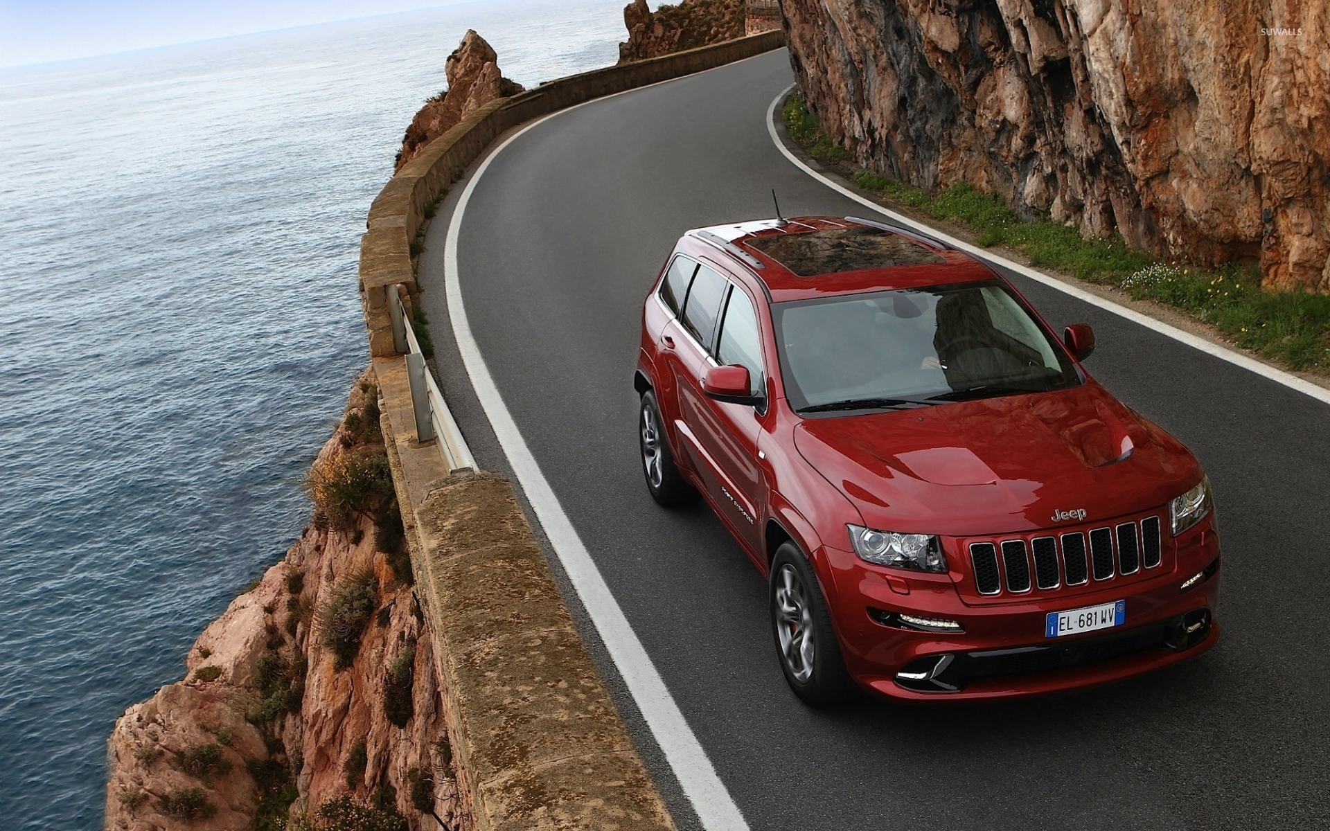 Jeep Grand Cherokee Srt8 Wallpapers