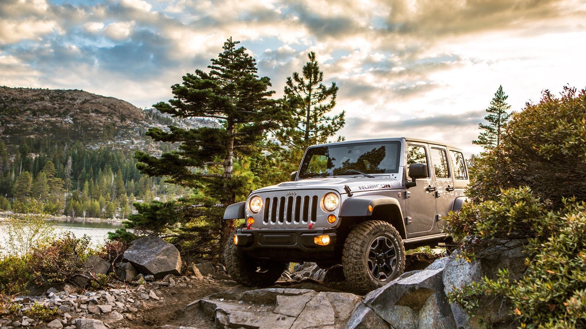 Jeep Wrangler Unlimited Rubicon Wallpapers