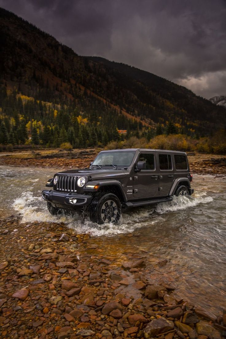 Jeep Wrangler Unlimited Sahara Wallpapers