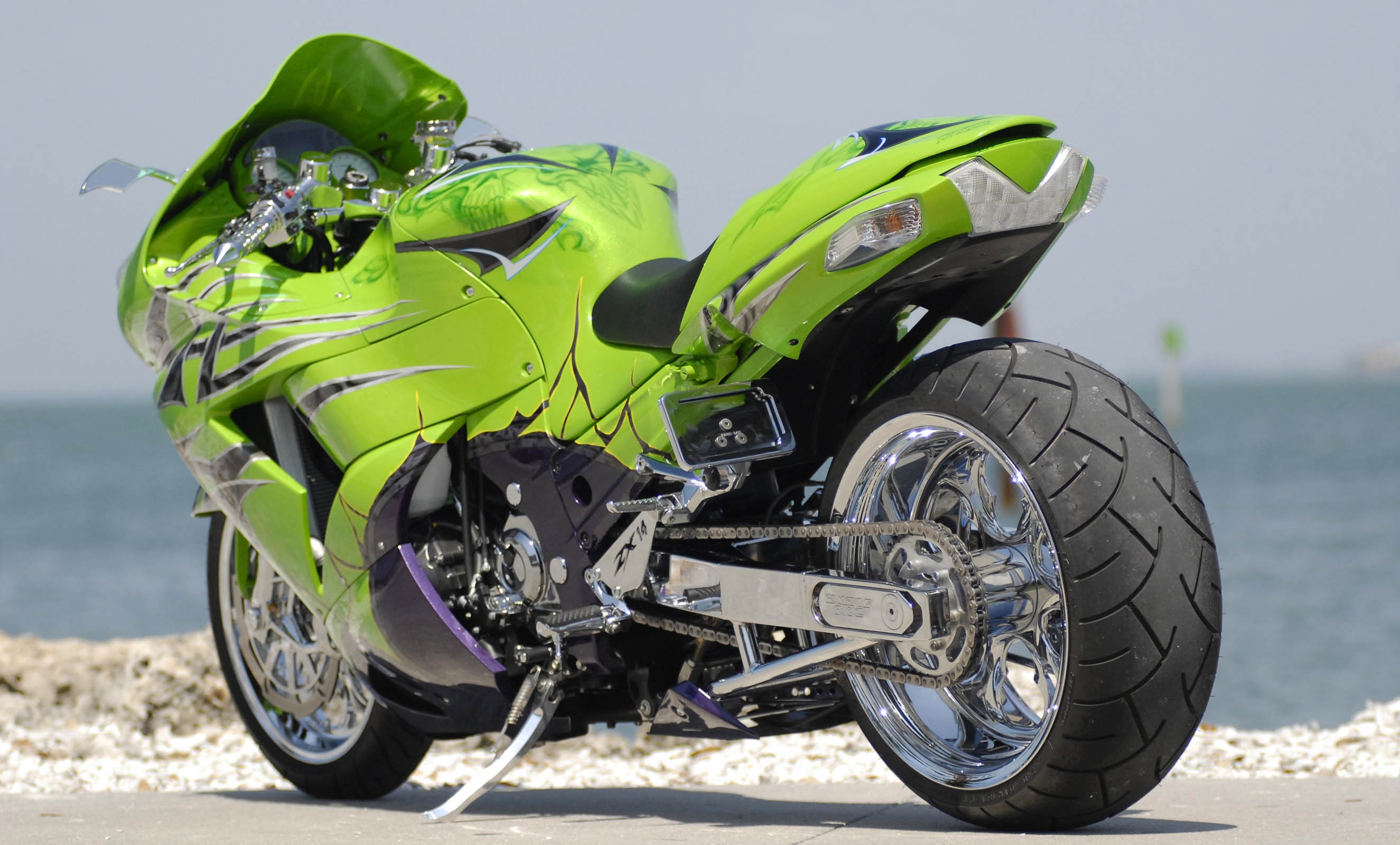 Kawasaki Zx14R Wallpapers