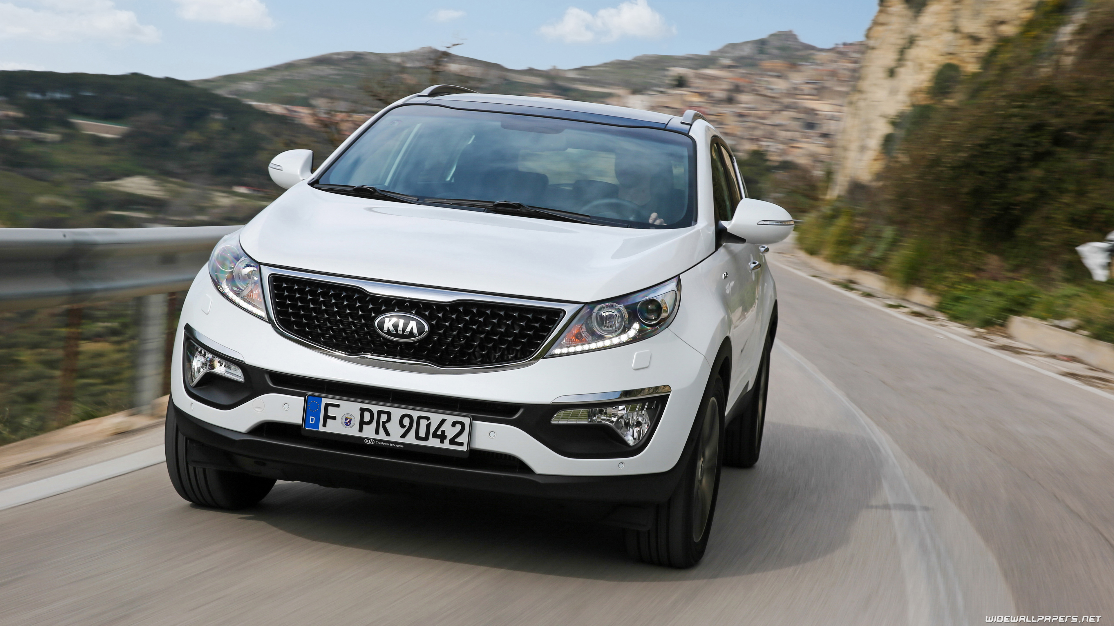 Kia Sportage Wallpapers