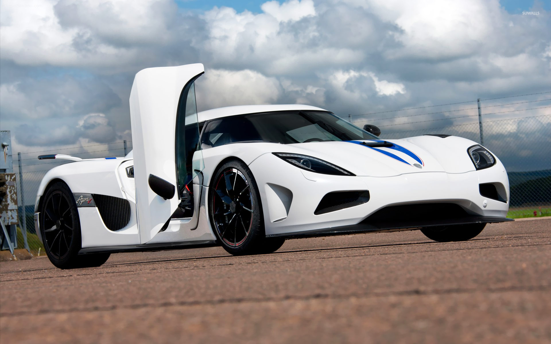 Koenigsegg Agera Wallpapers