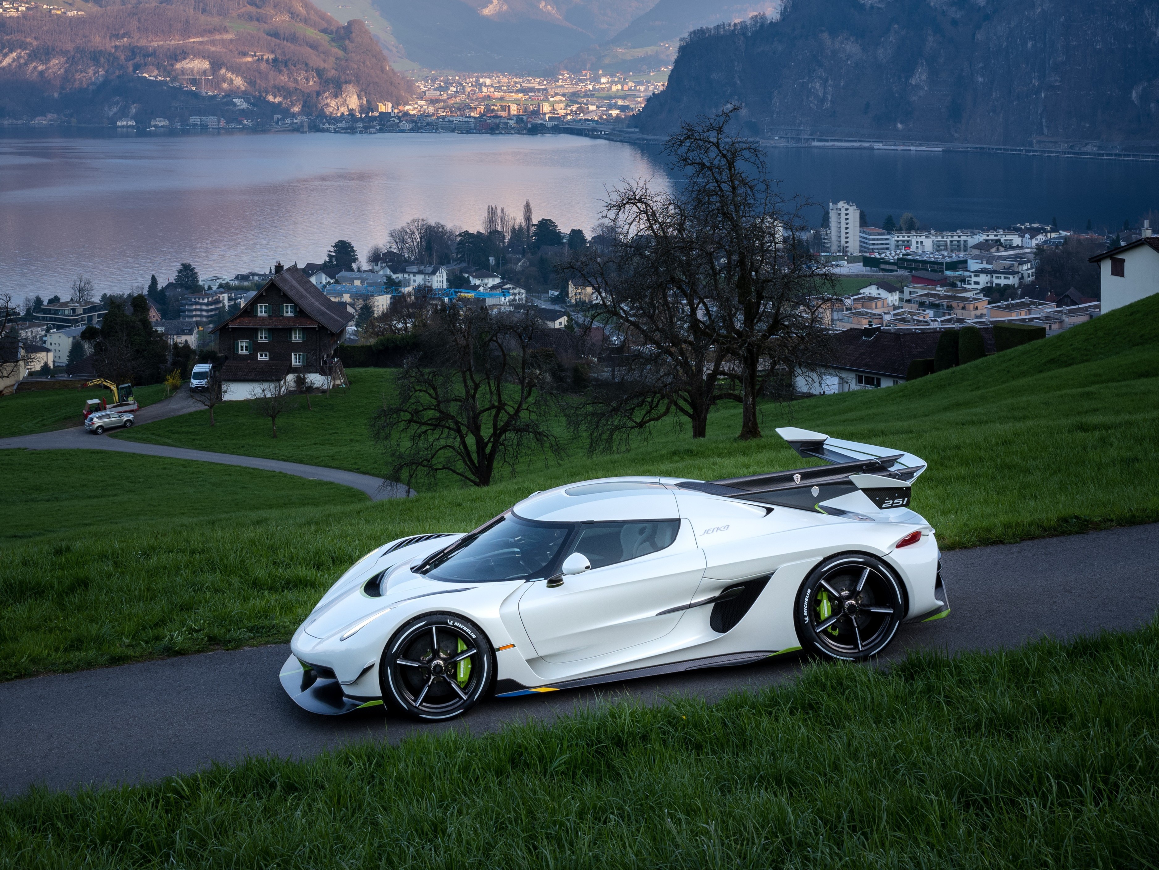 Koenigsegg Jesko Wallpapers