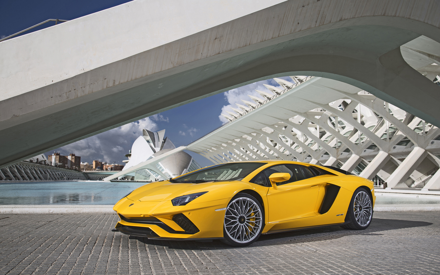 Lamborghini Aventador S Wallpapers