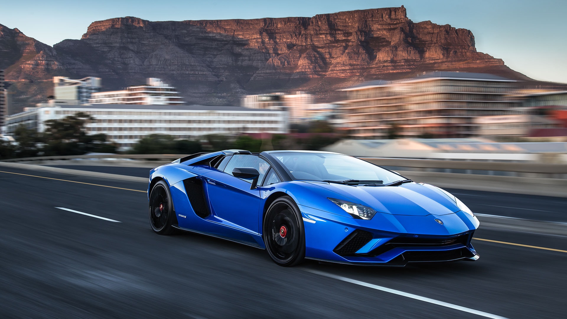 Lamborghini Aventador S Roadster 2017 Wallpapers