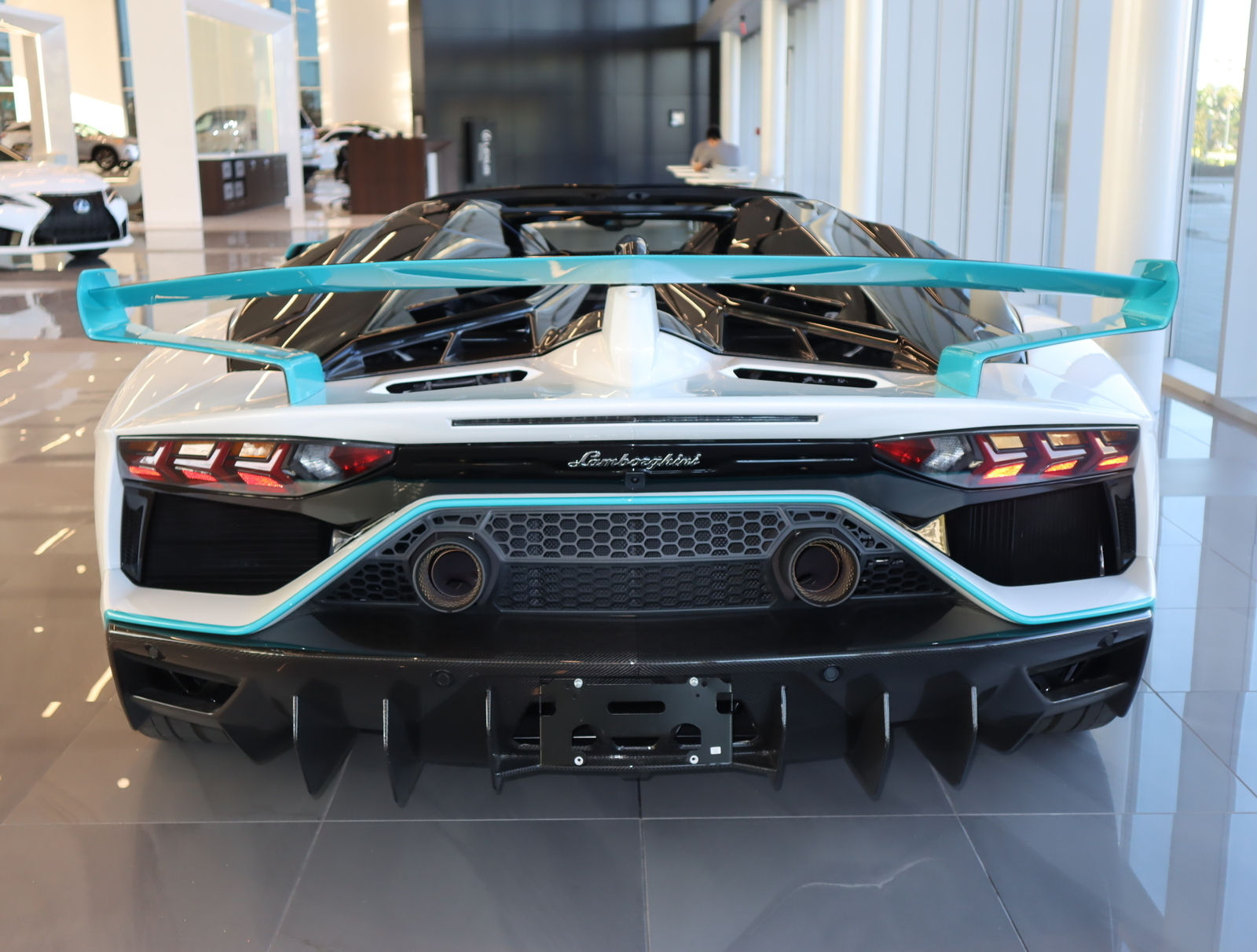 Lamborghini Aventador Svj Roadster Xago Wallpapers