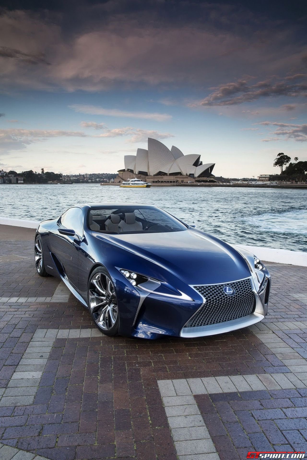 Lexus Lf-Cc Wallpapers