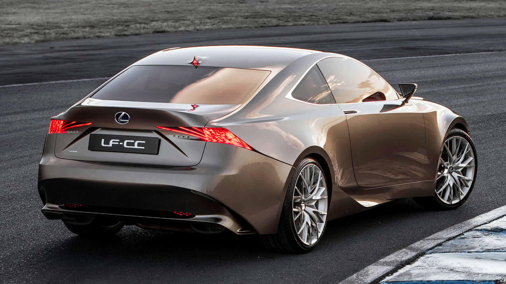 Lexus Lf-Cc Wallpapers