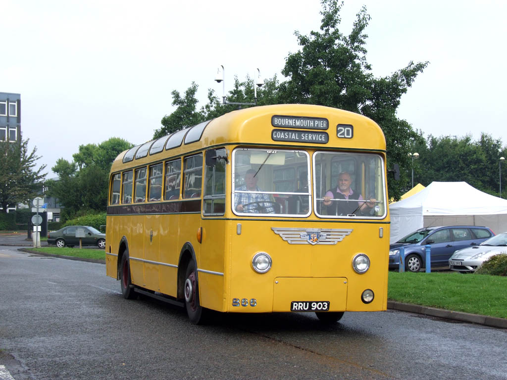 Leyland Tiger Cub Wallpapers