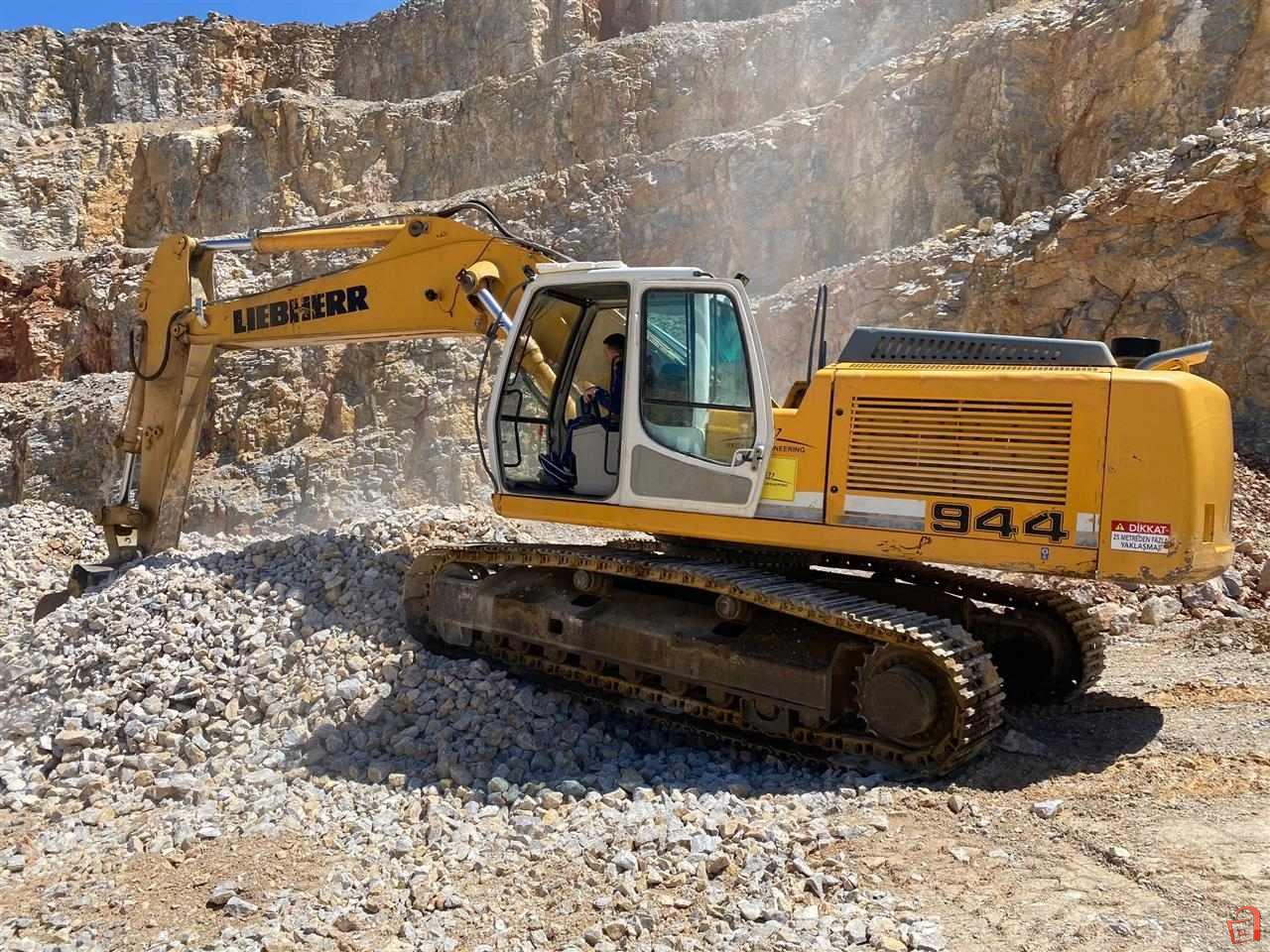 Liebherr 944 Wallpapers