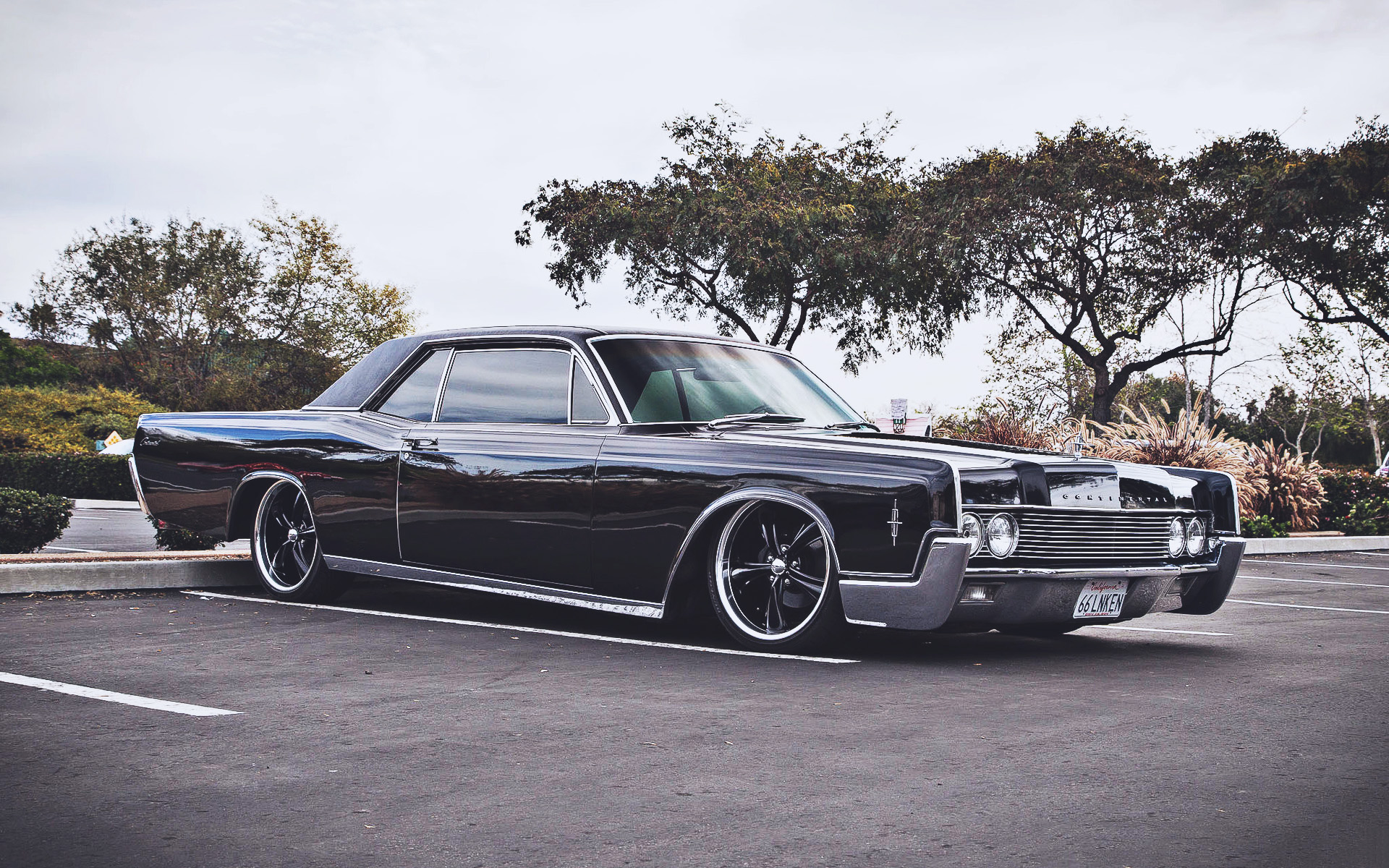 Lincoln Continental Wallpapers